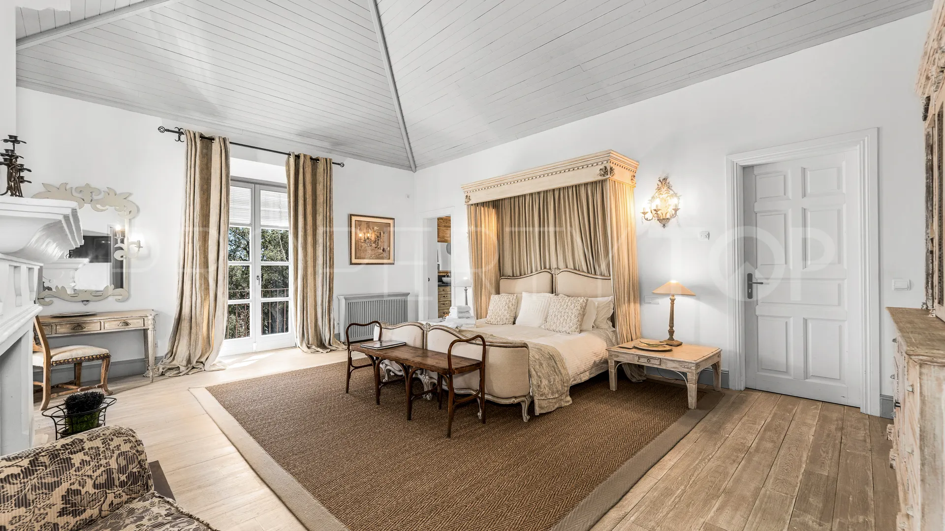 Comprar villa en Ctra. De Ronda