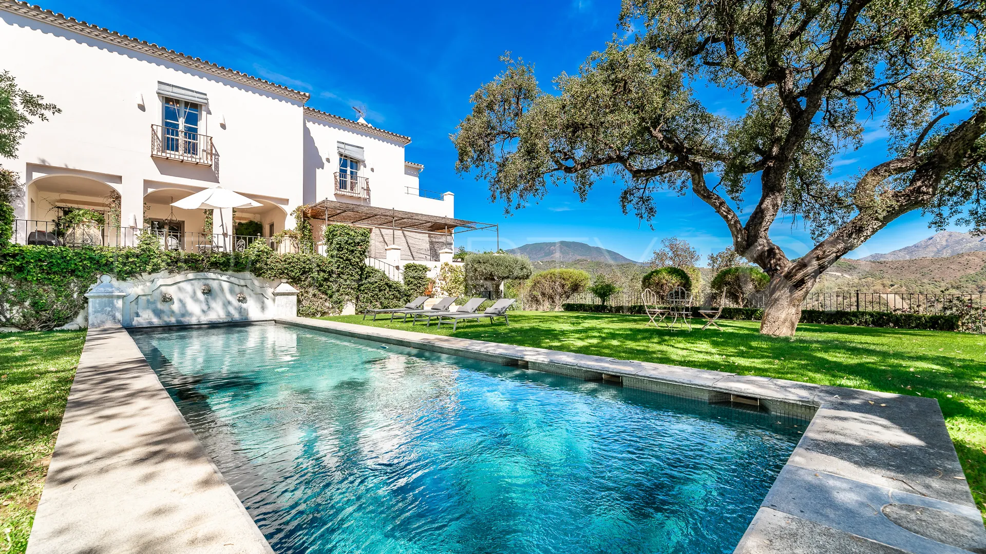 Comprar villa en Ctra. De Ronda