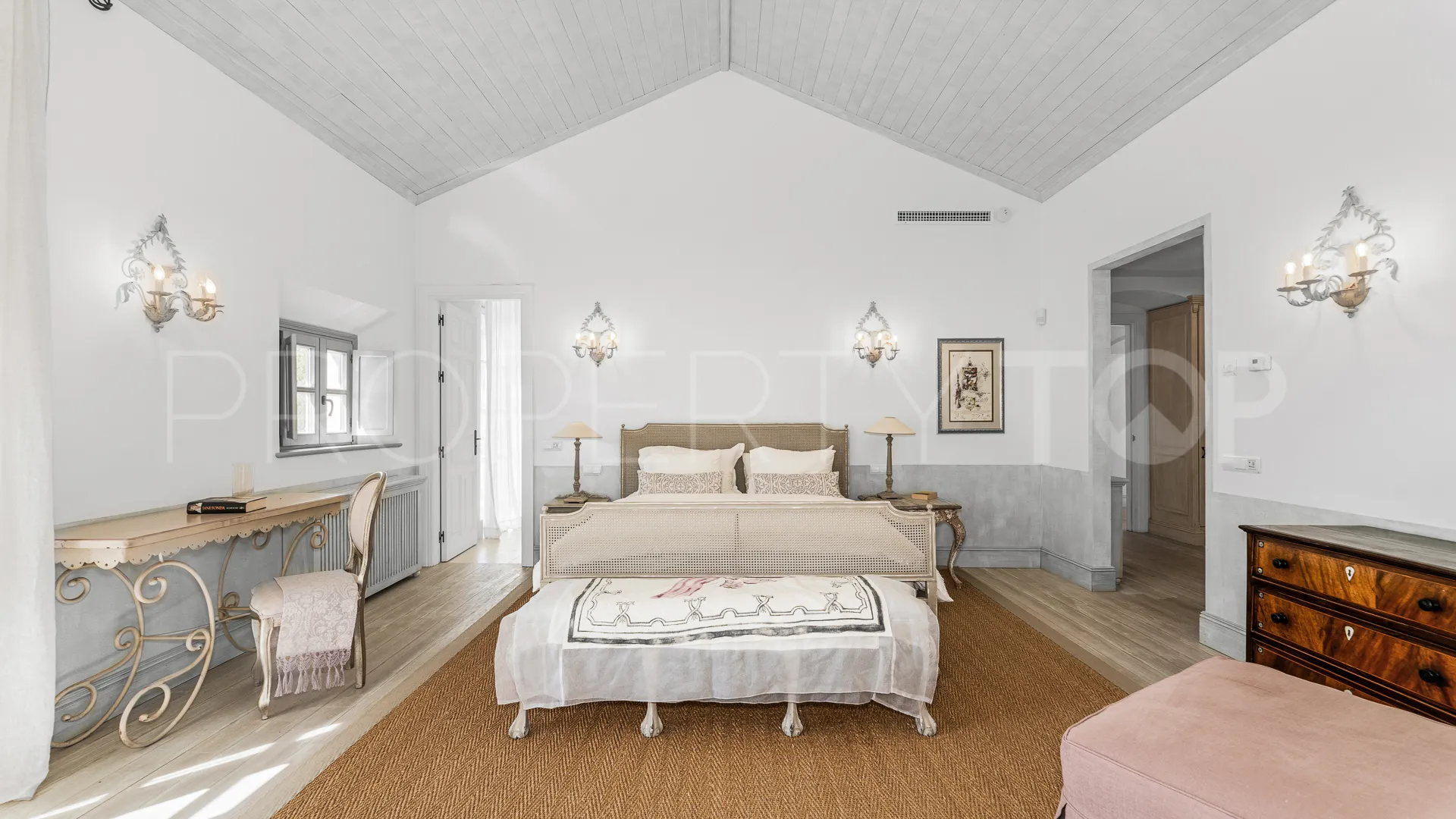 Comprar villa en Ctra. De Ronda