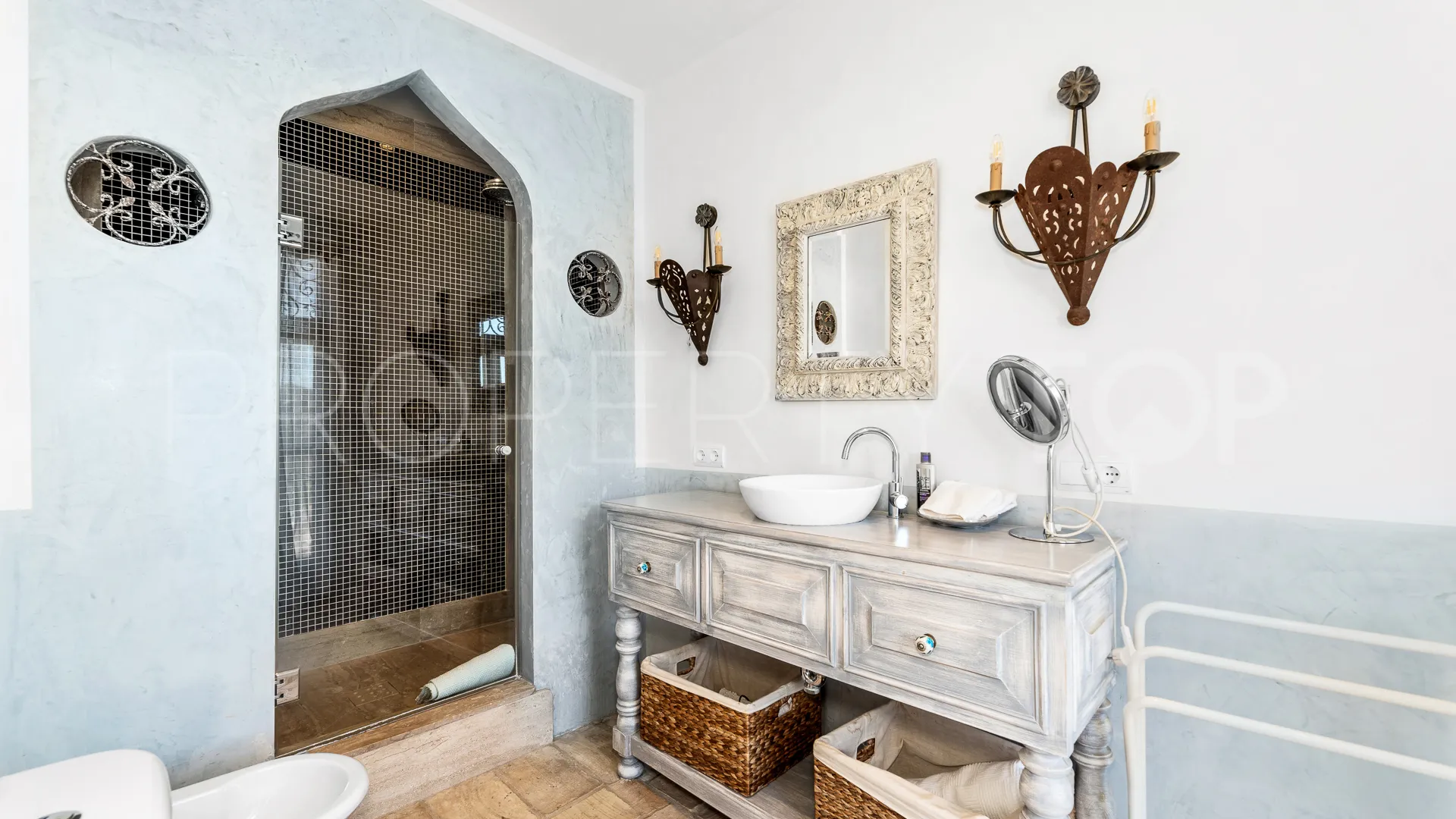 Comprar villa en Ctra. De Ronda