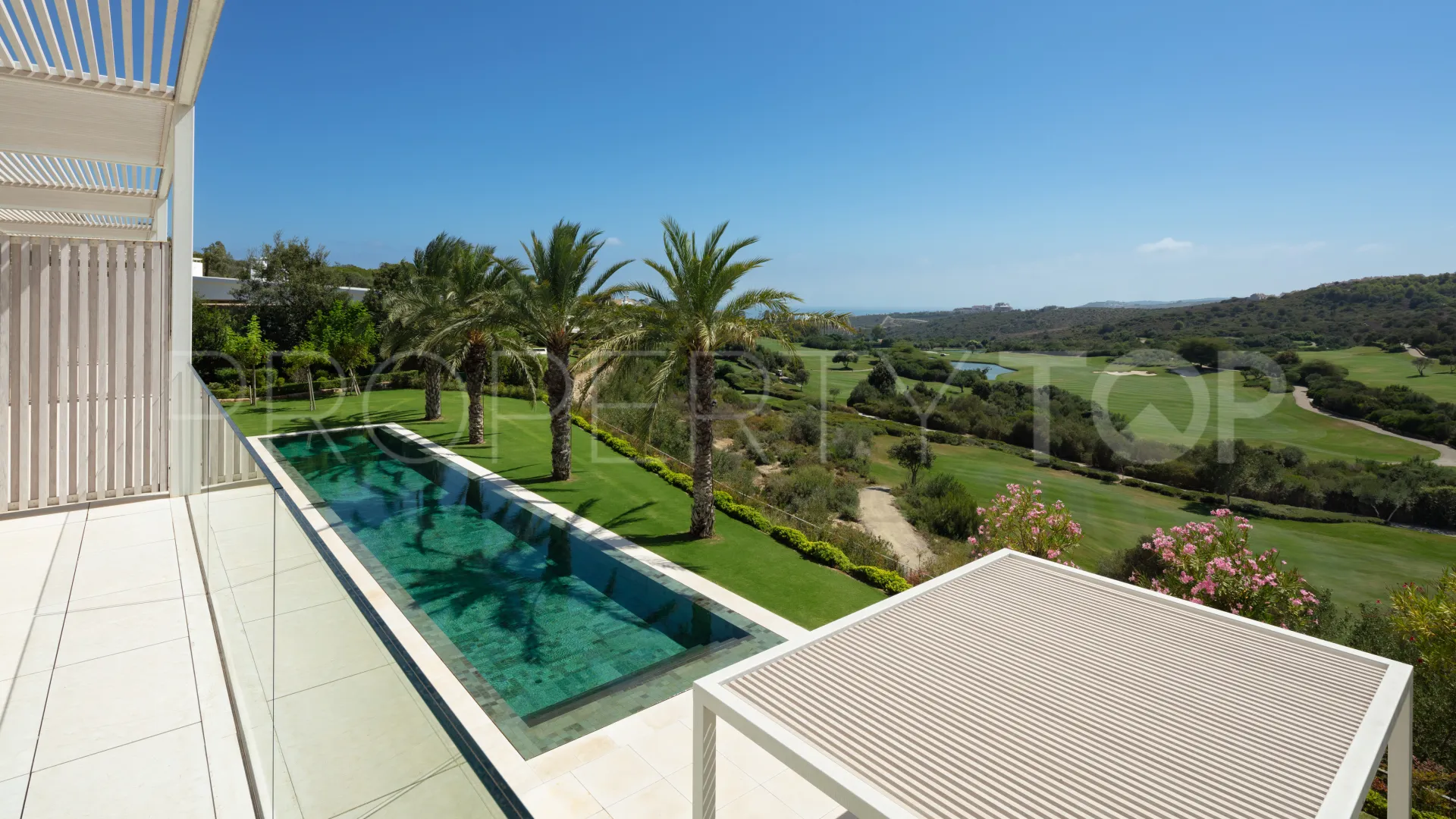 Casares, villa de 5 dormitorios en venta