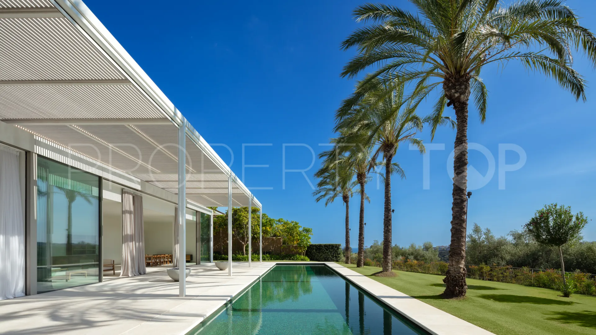 Se vende villa en Casares de 4 dormitorios