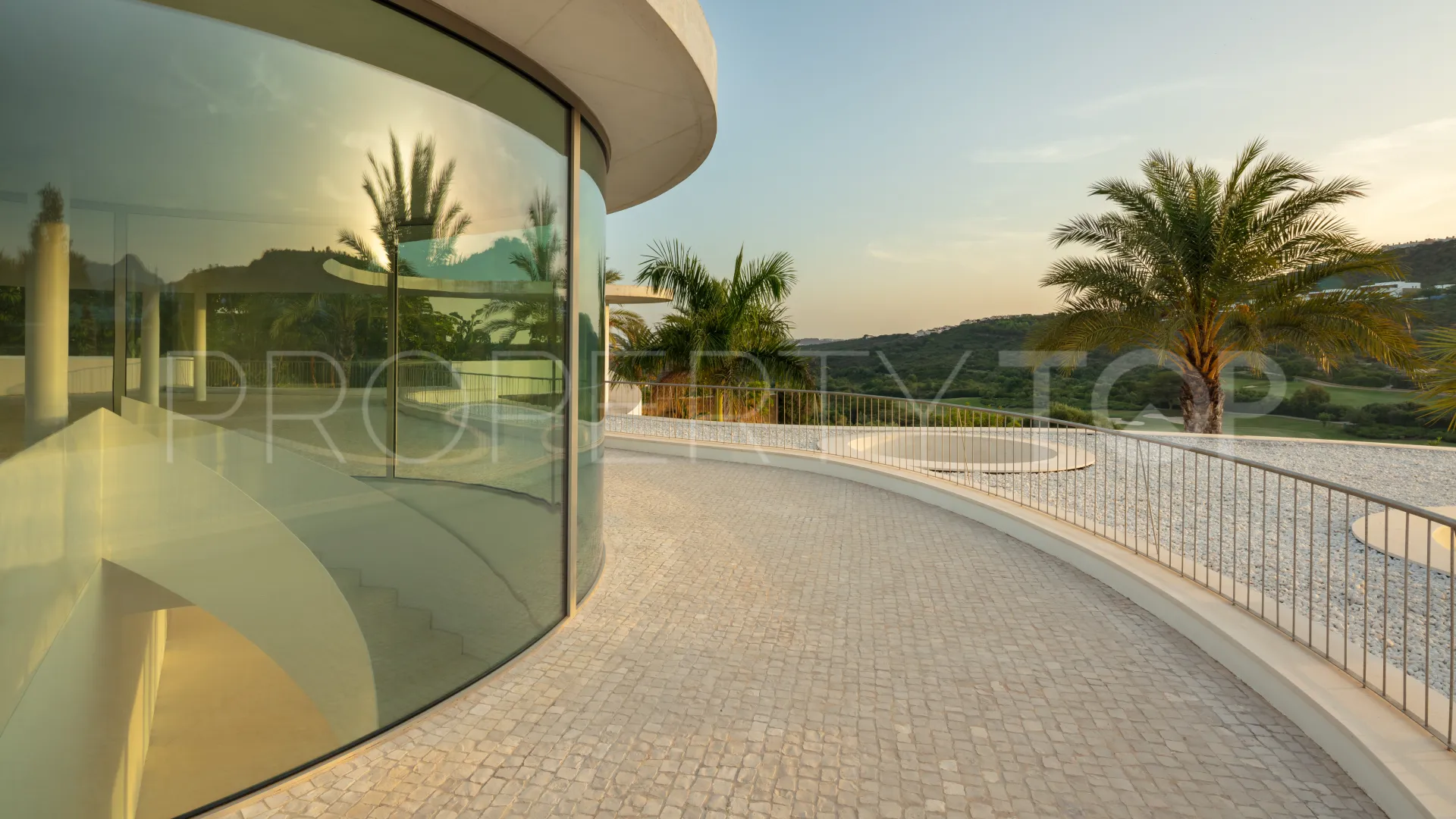 Villa with 4 bedrooms for sale in Casares
