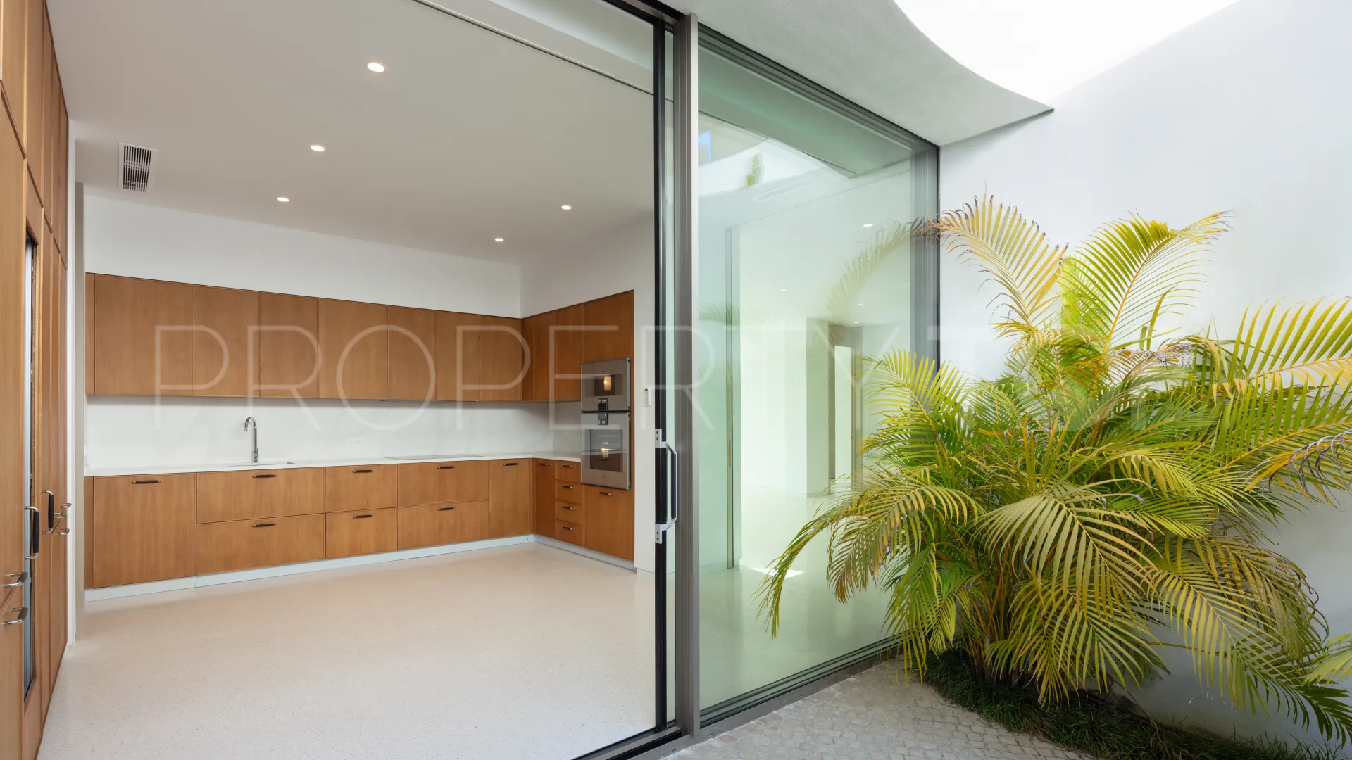 Villa with 4 bedrooms for sale in Casares
