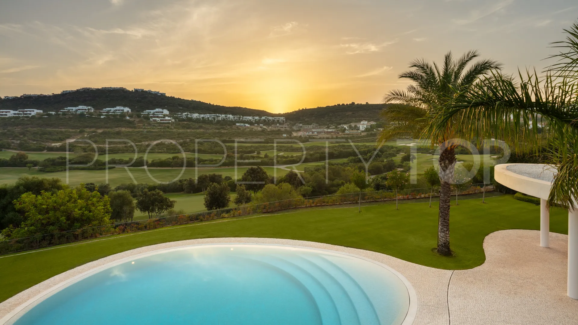 Villa with 4 bedrooms for sale in Casares