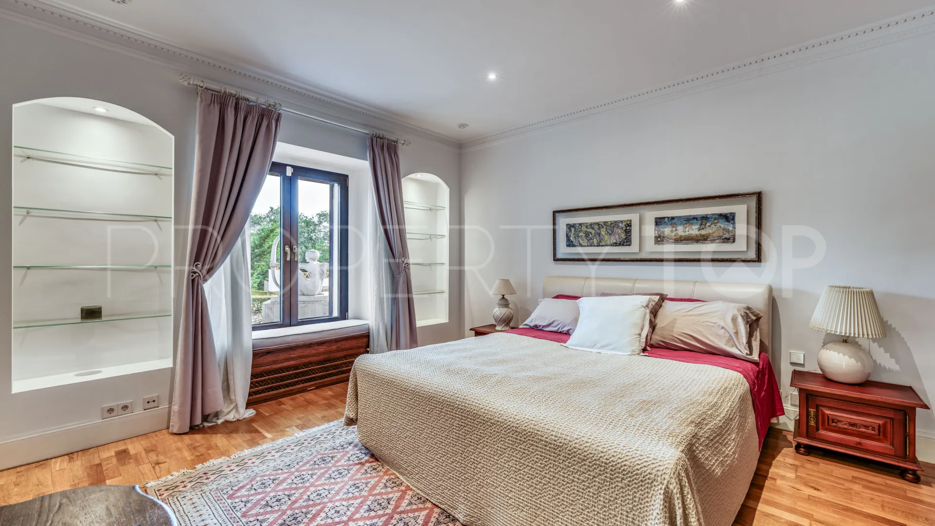 For sale finca in Marbella East with 7 bedrooms