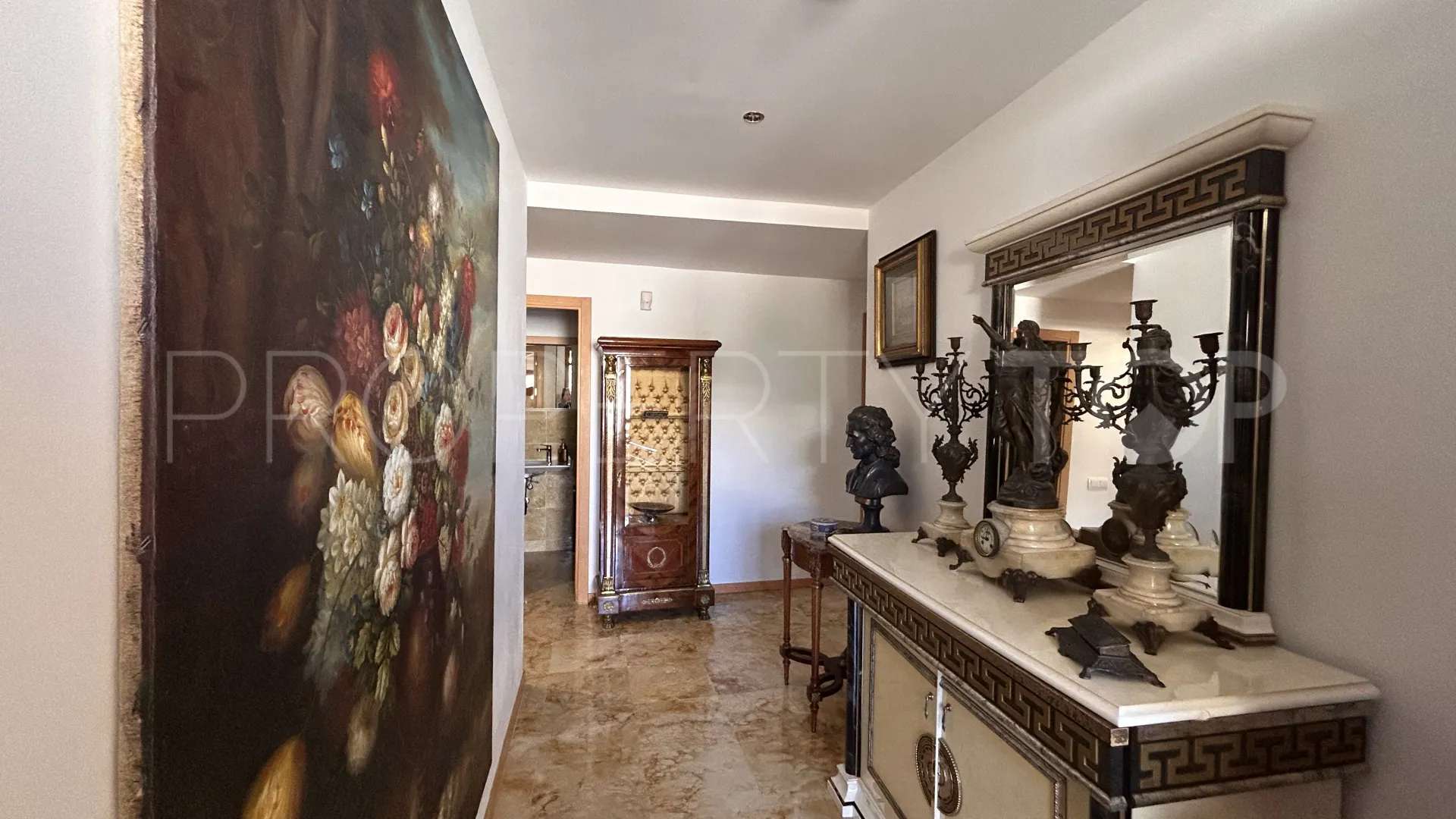 Marbella Este, apartamento planta baja de 3 dormitorios a la venta