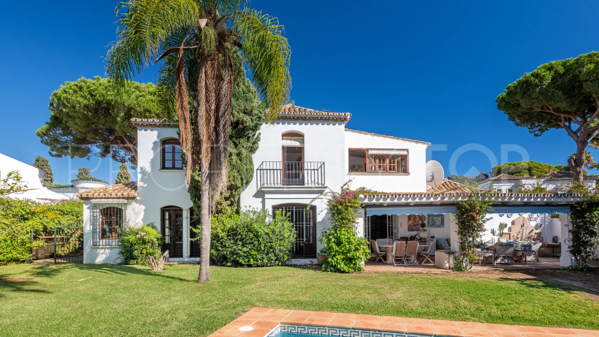 Beach Side New Golden Mile villa for sale