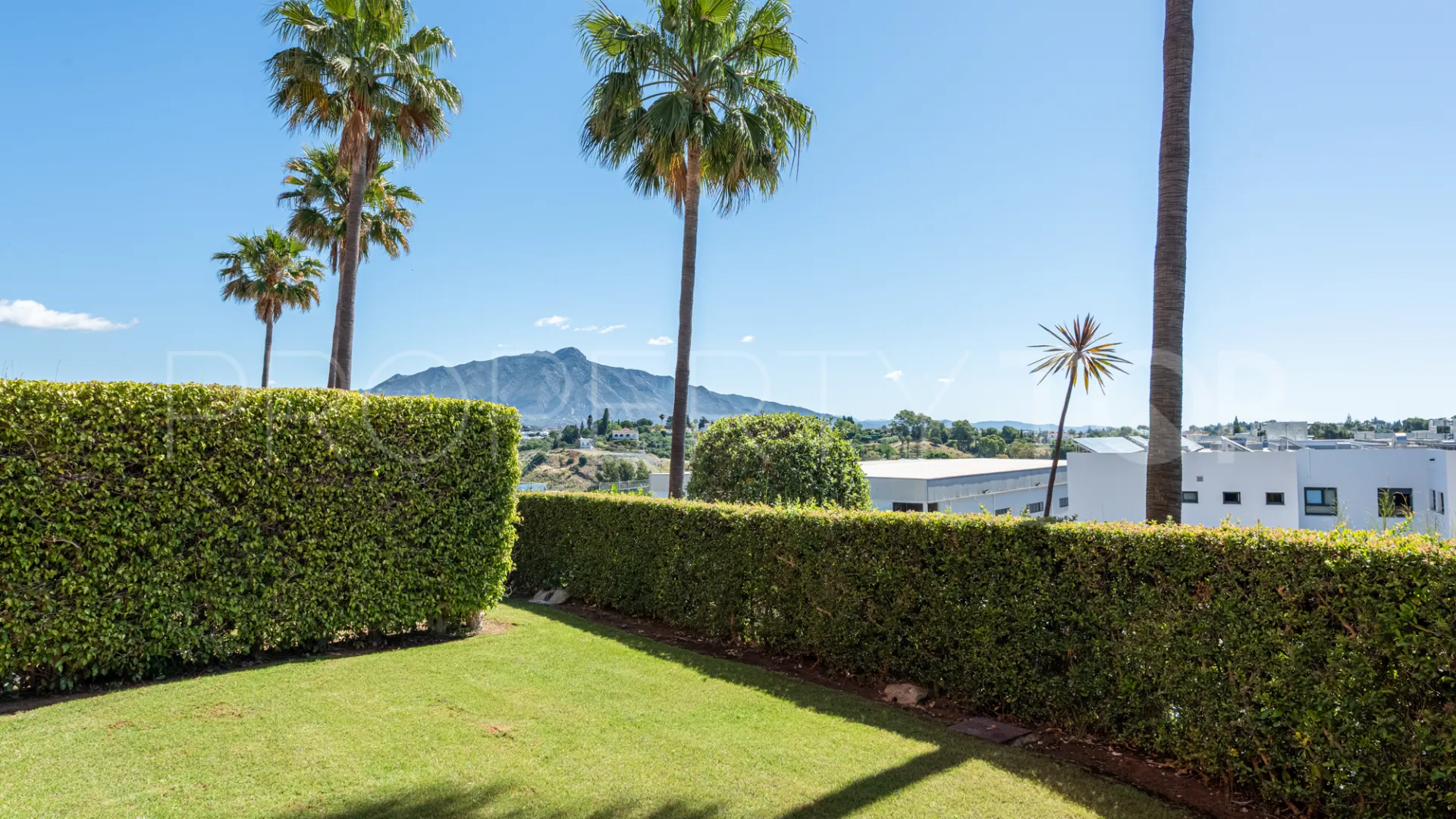 Ground floor apartment for sale in New Golden Mile with 2 bedrooms