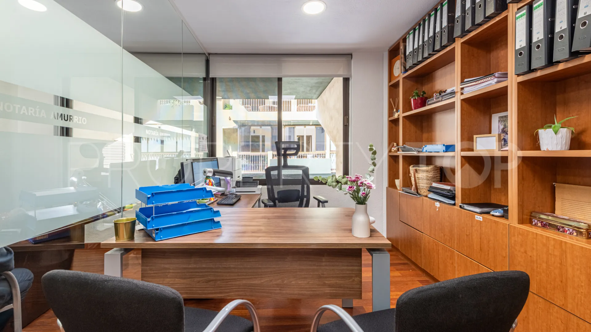 Buy office in Marbella Centro