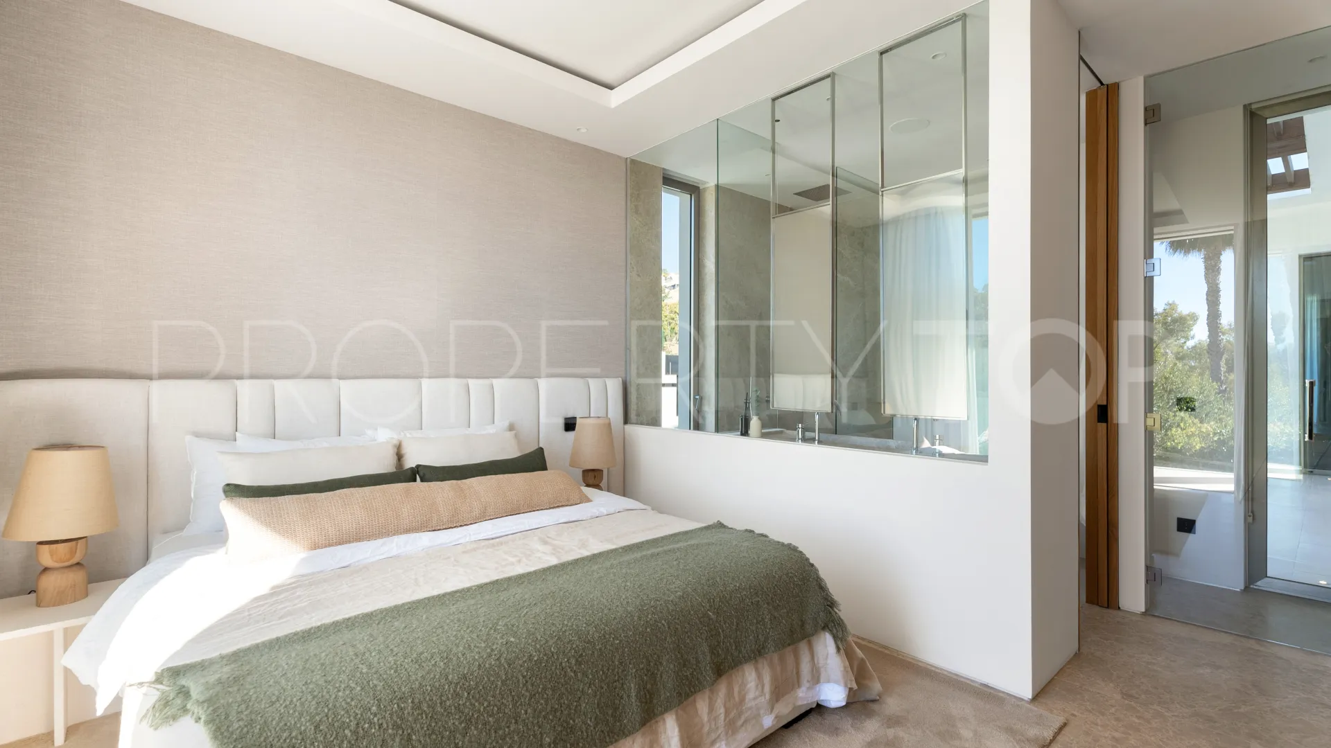 Nueva Andalucia, villa en venta con 6 dormitorios