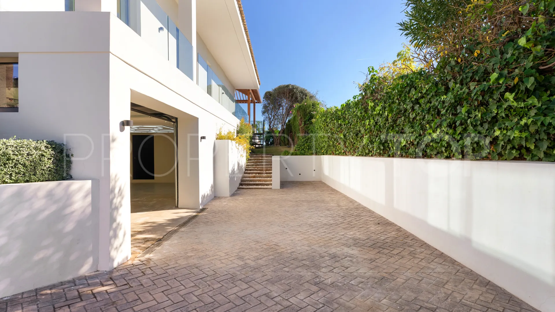 Nueva Andalucia, villa en venta con 6 dormitorios
