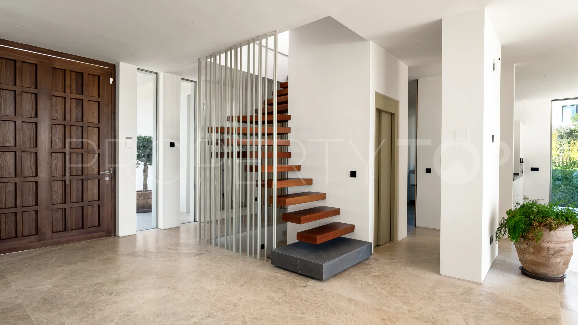 Nueva Andalucia, villa en venta con 6 dormitorios