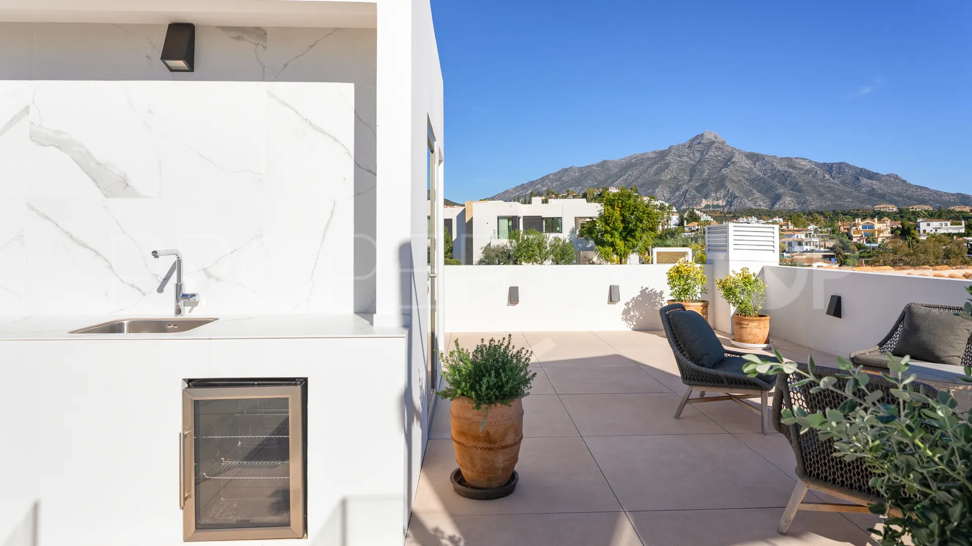 Nueva Andalucia, villa en venta con 6 dormitorios
