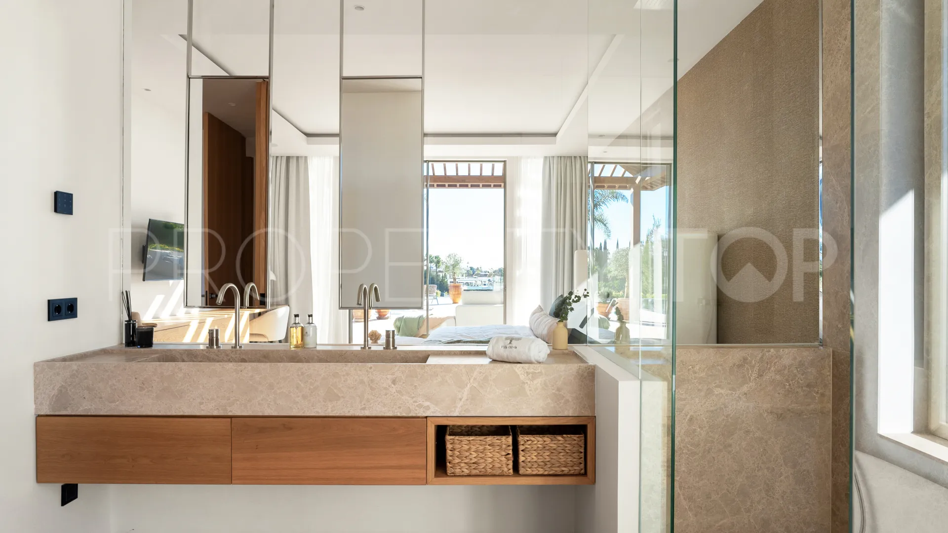 Nueva Andalucia, villa en venta con 6 dormitorios