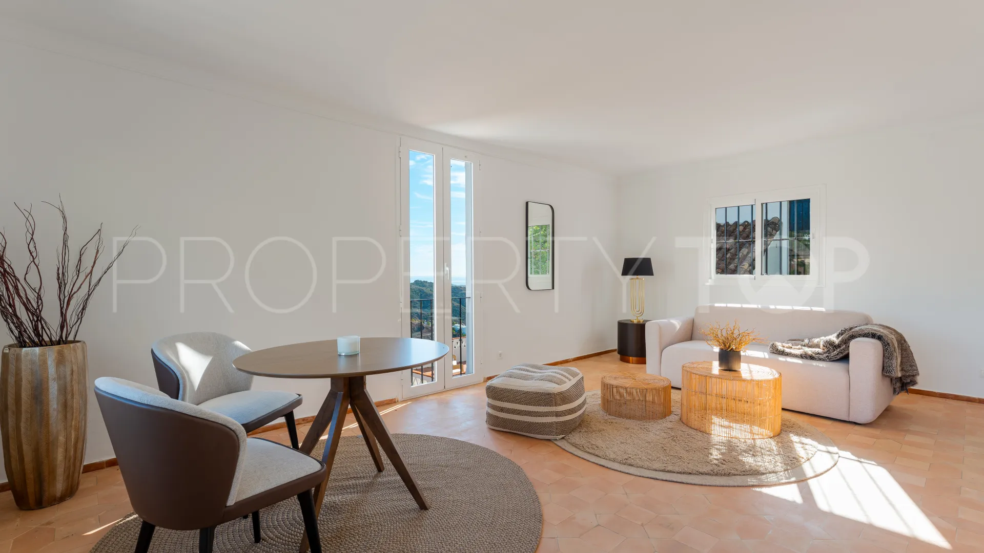 For sale villa with 6 bedrooms in Ctra. De Ronda