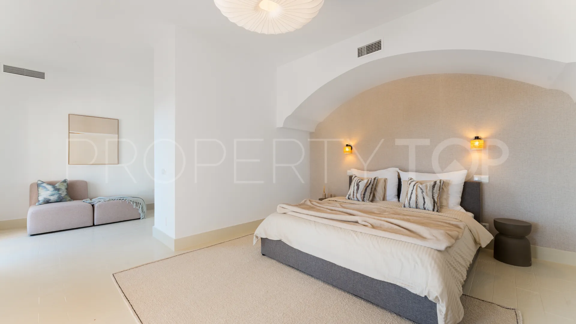 For sale villa with 6 bedrooms in Ctra. De Ronda
