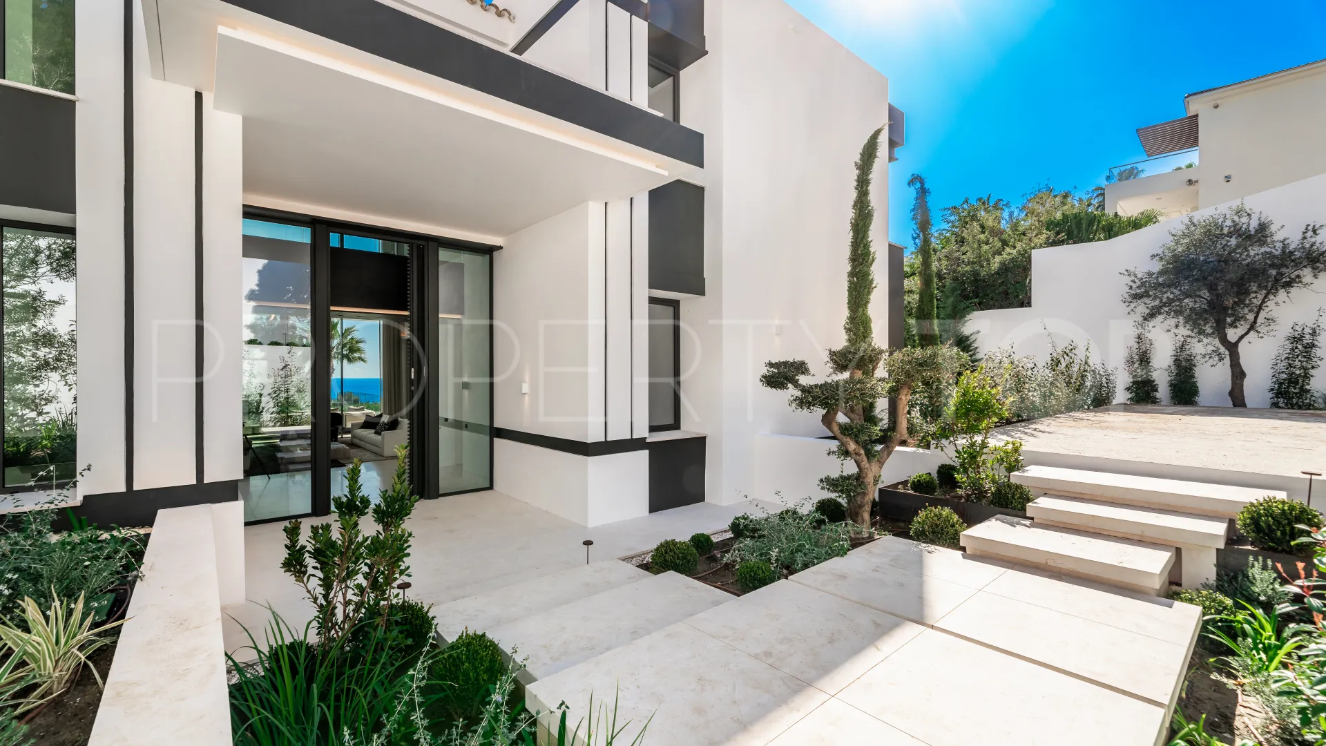 6 bedrooms Marbella Golden Mile villa for sale
