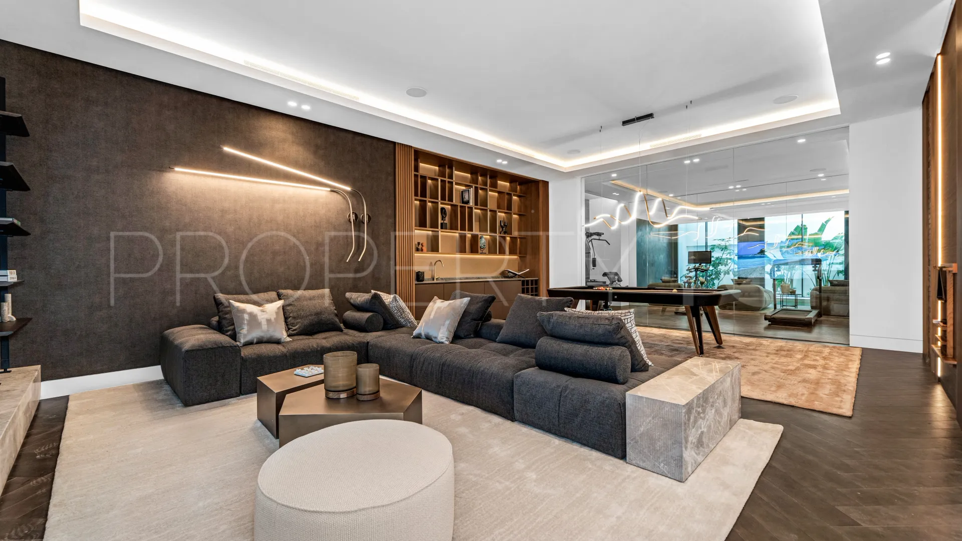 6 bedrooms Marbella Golden Mile villa for sale