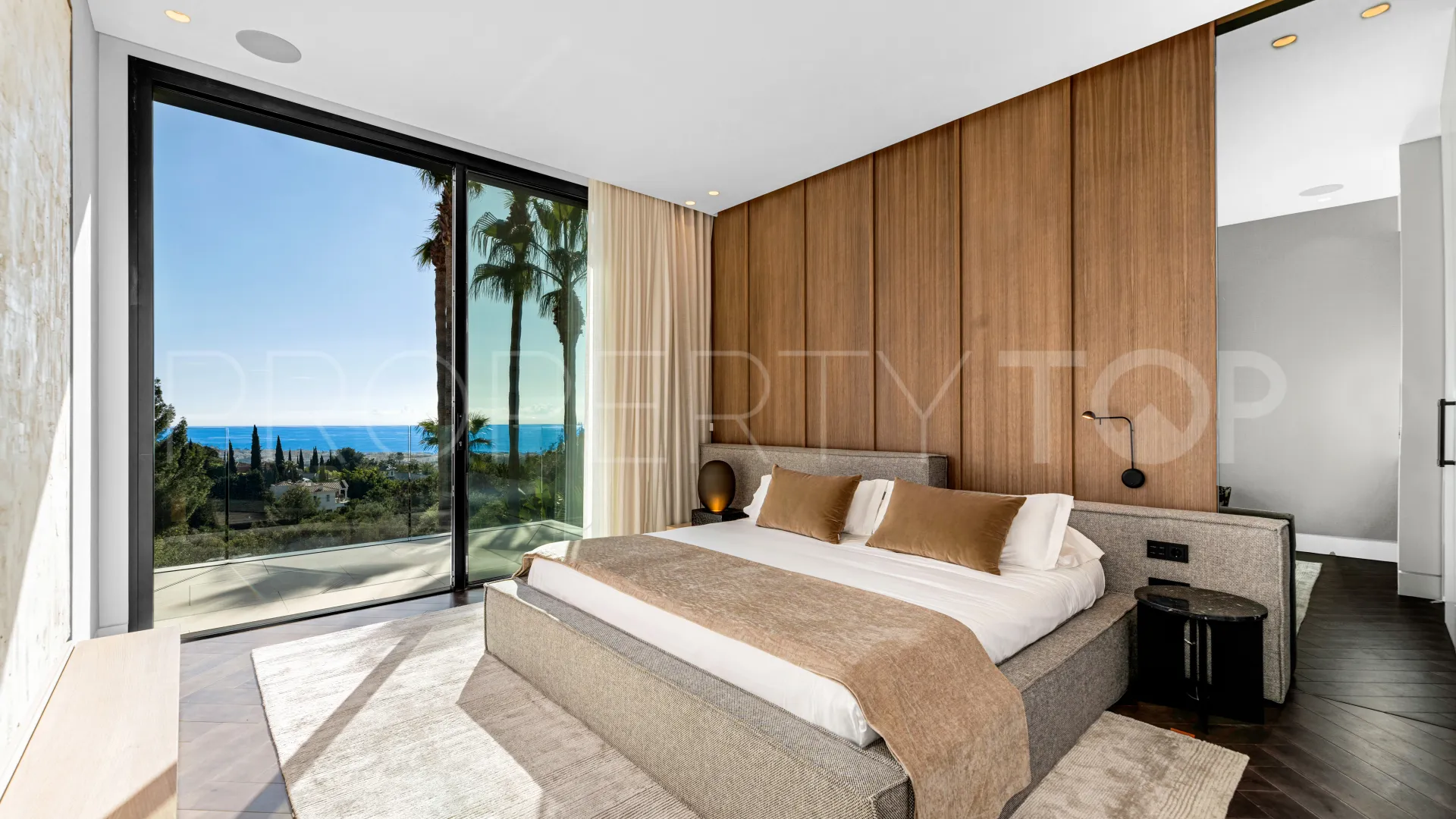 6 bedrooms Marbella Golden Mile villa for sale