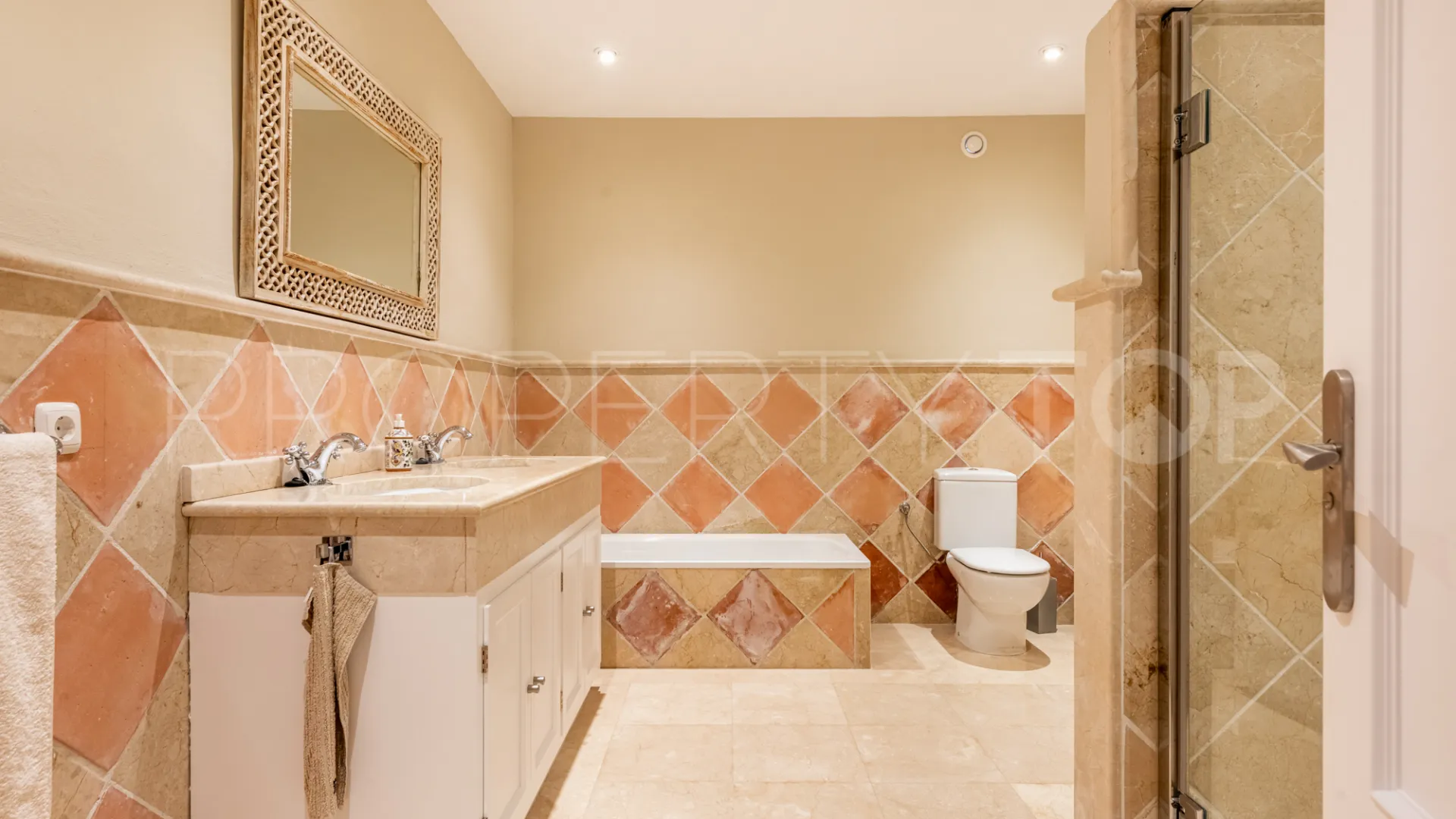Villa a la venta en La Quinta