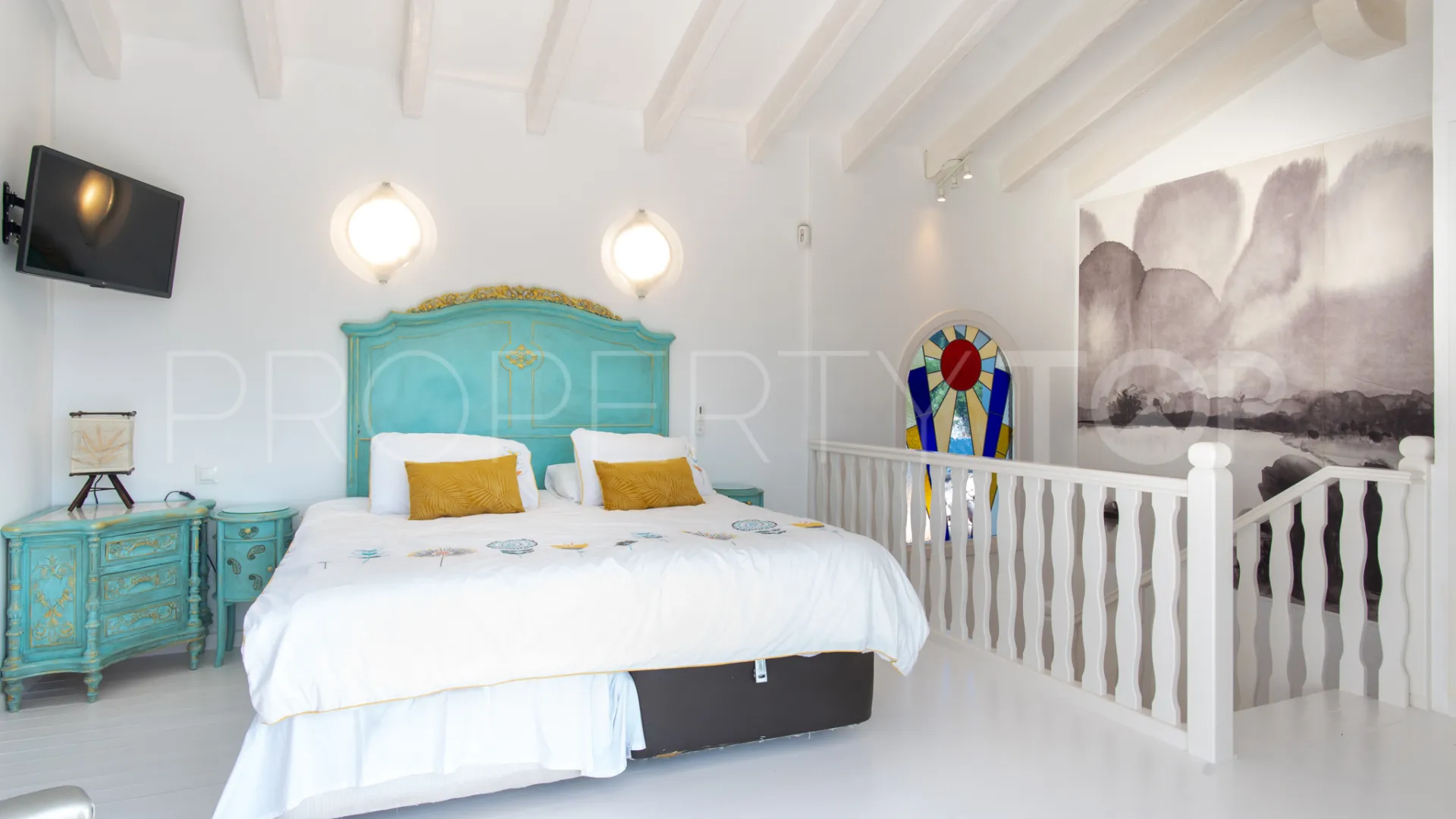 Villa with 4 bedrooms for sale in Estepona