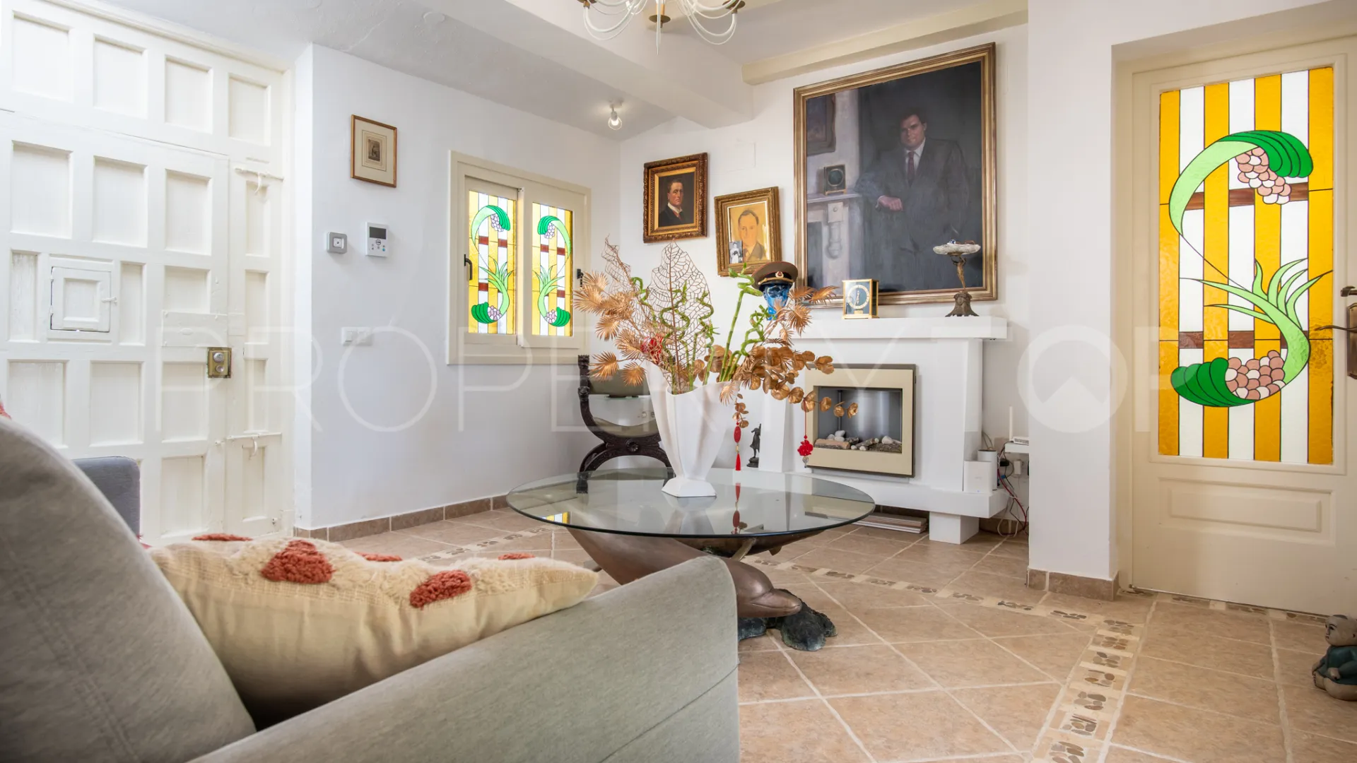 Villa with 4 bedrooms for sale in Estepona