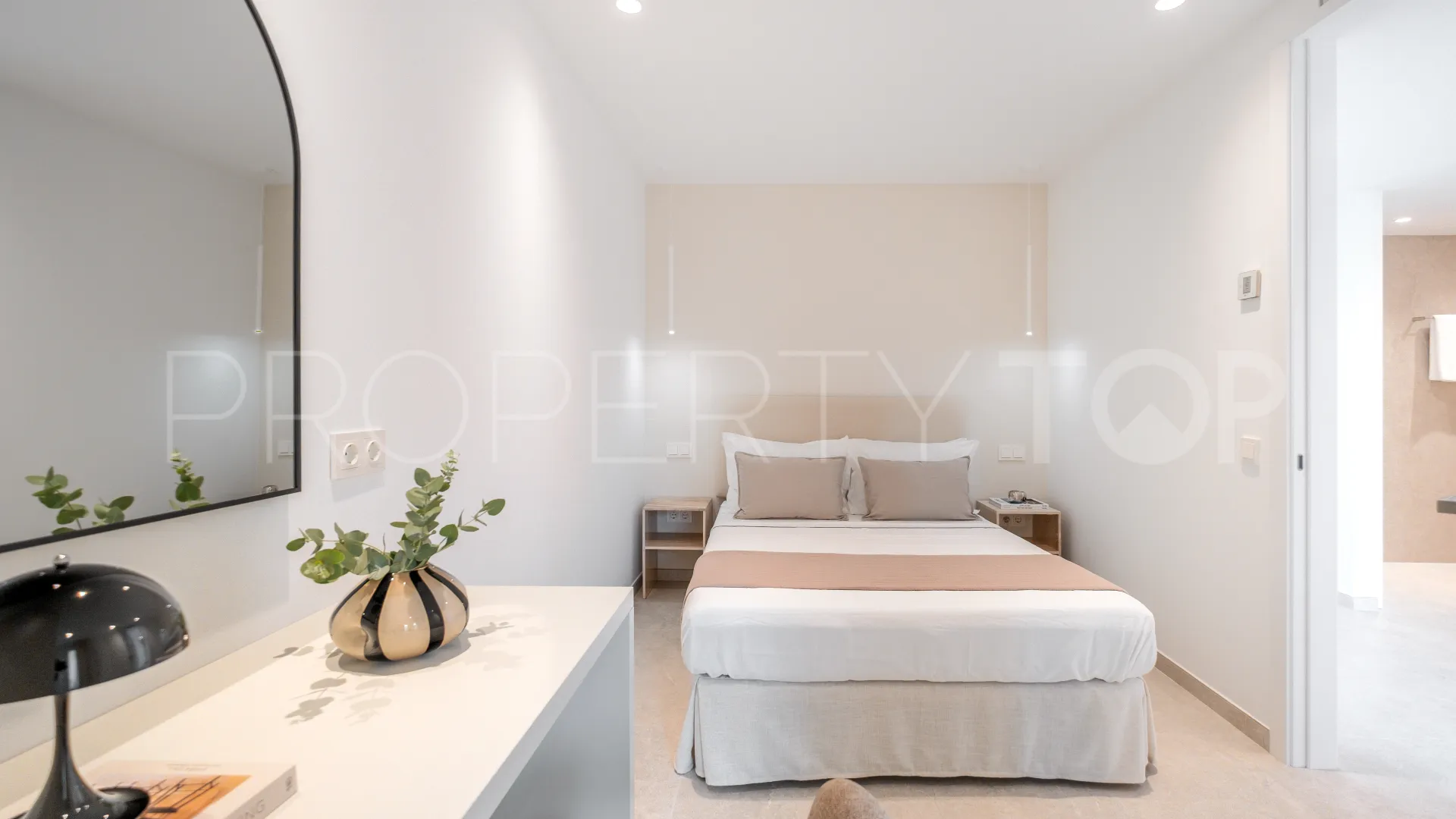 Apartment for sale in Palacetes Los Belvederes with 3 bedrooms