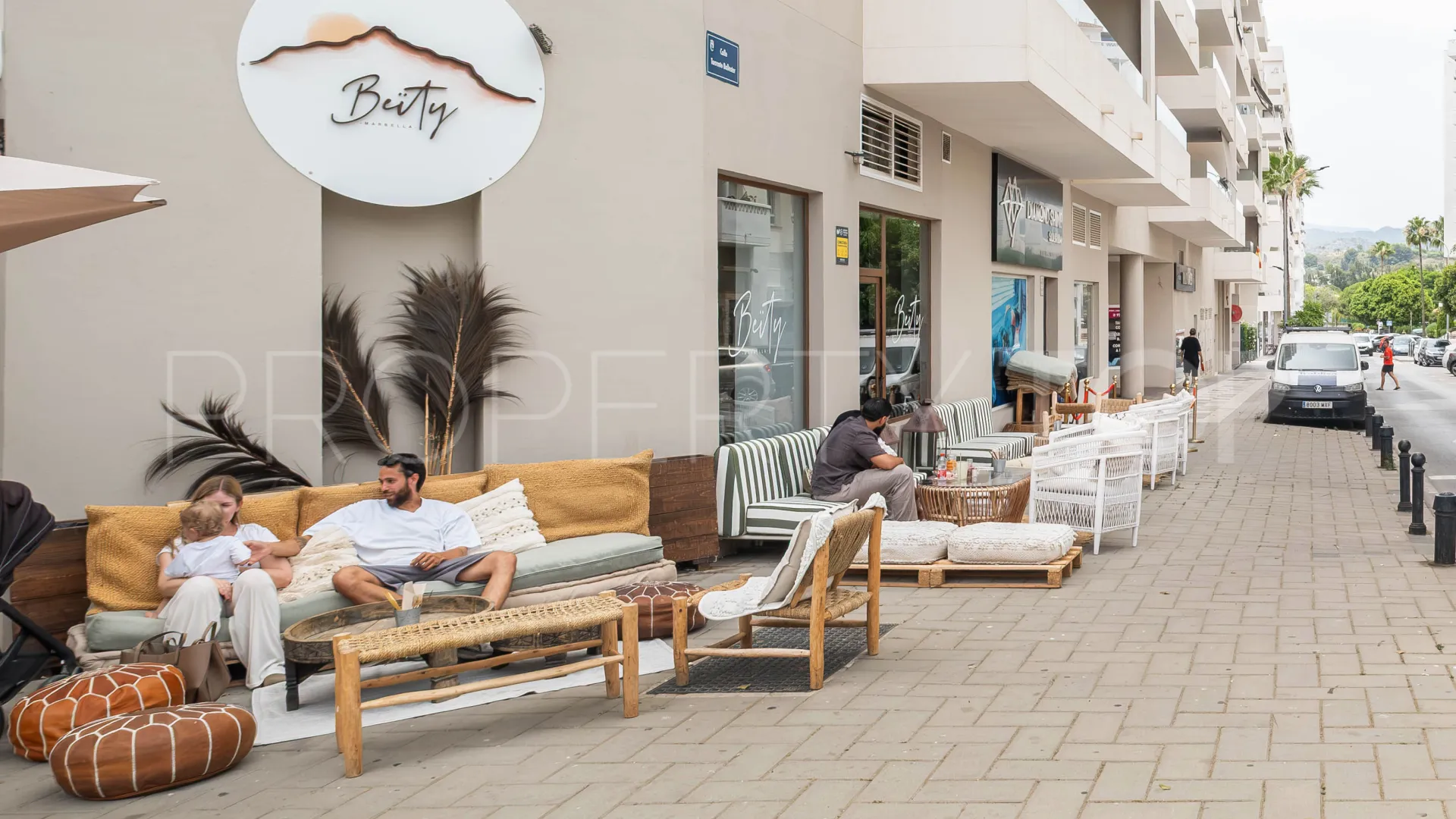 Se vende apartamento con 2 dormitorios en Nueva Andalucia