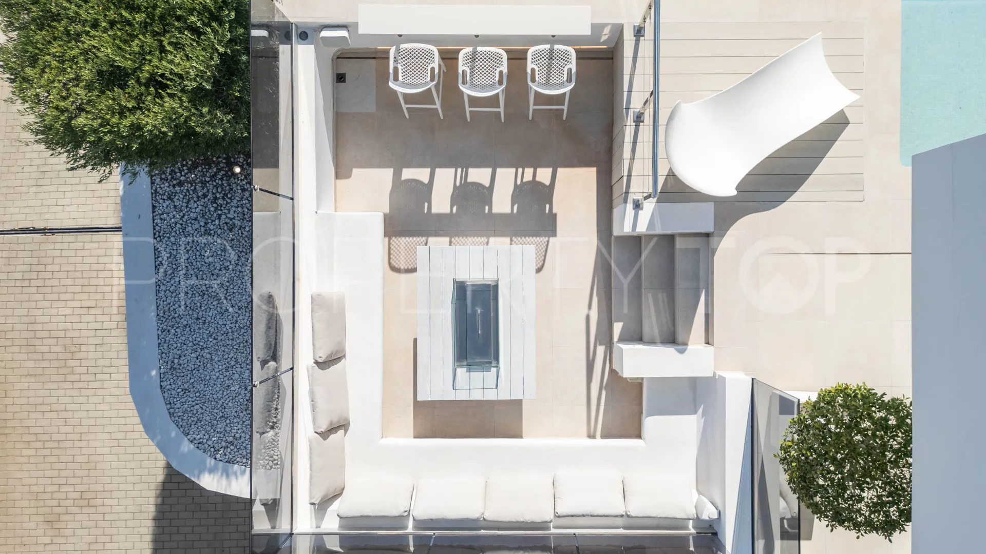 Comprar villa en Nueva Andalucia de 5 dormitorios