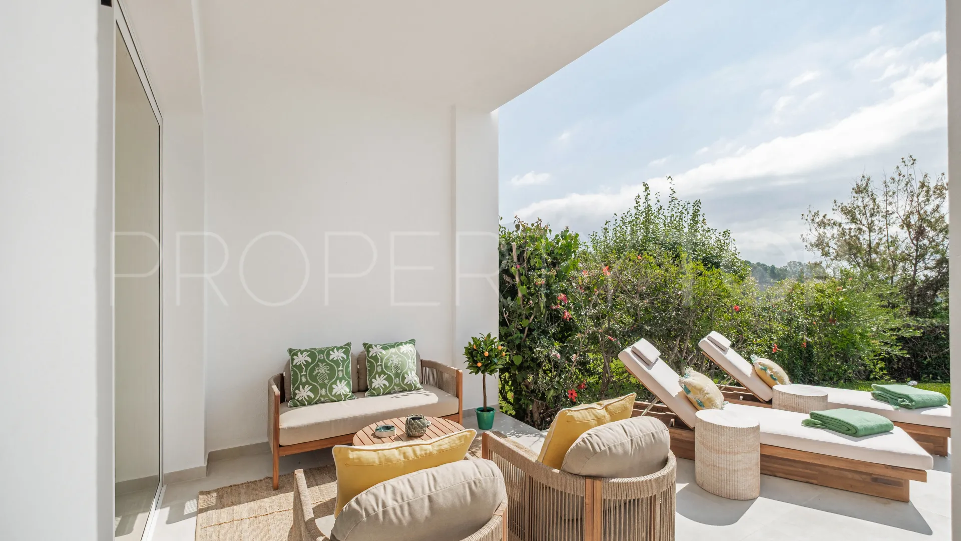 For sale La Quinta 3 bedrooms town house