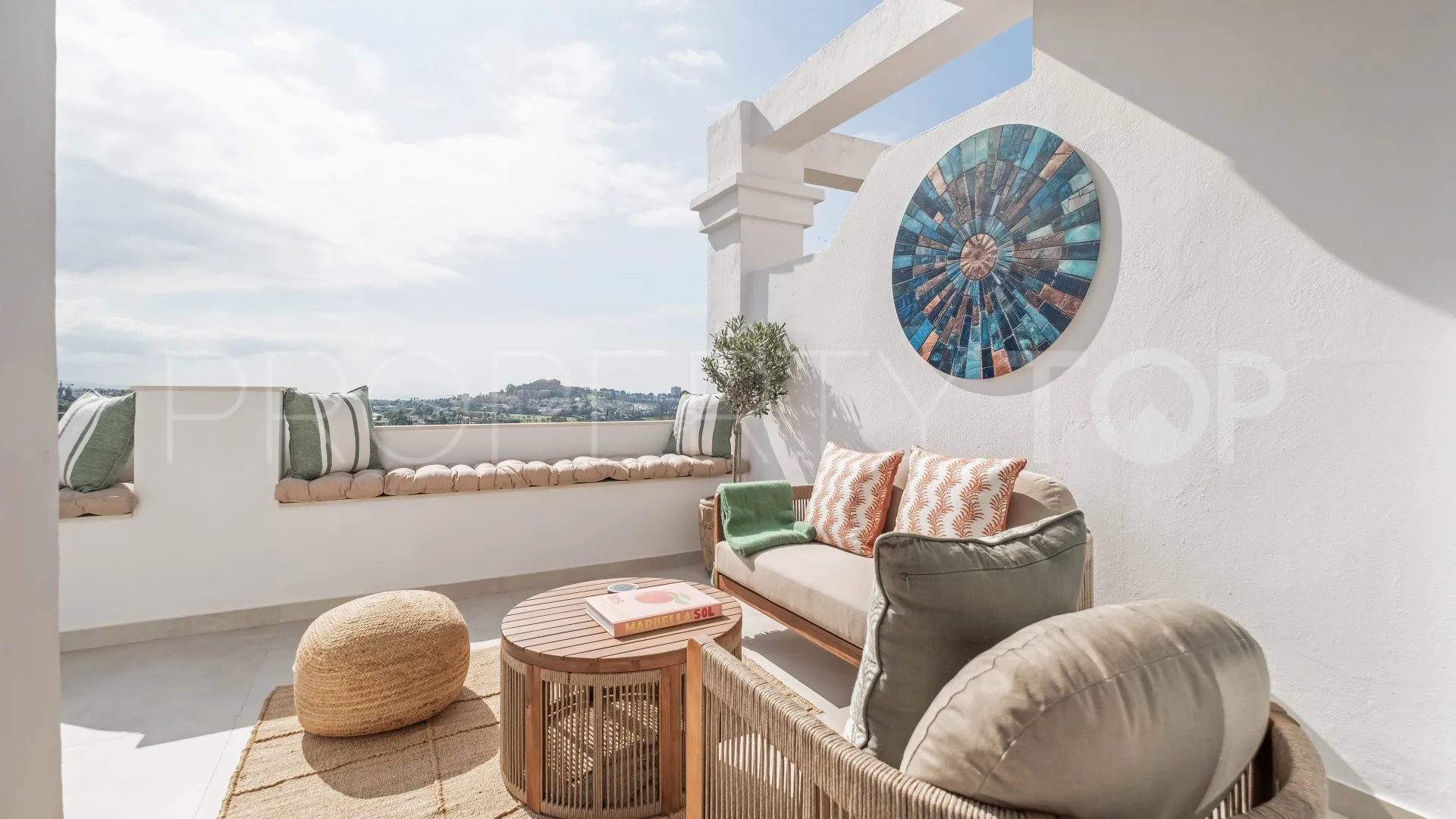 For sale La Quinta 3 bedrooms town house