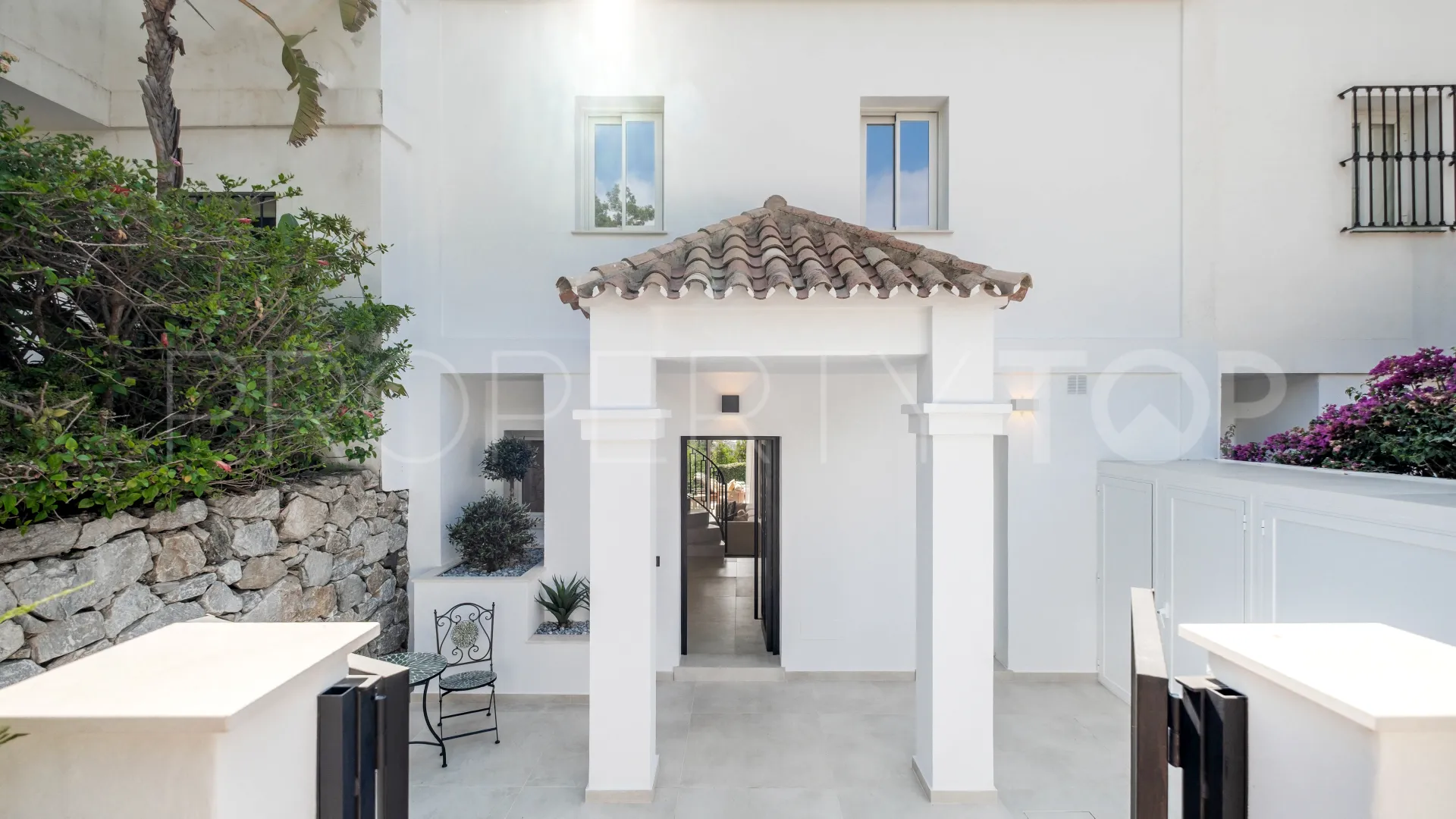 For sale La Quinta 3 bedrooms town house