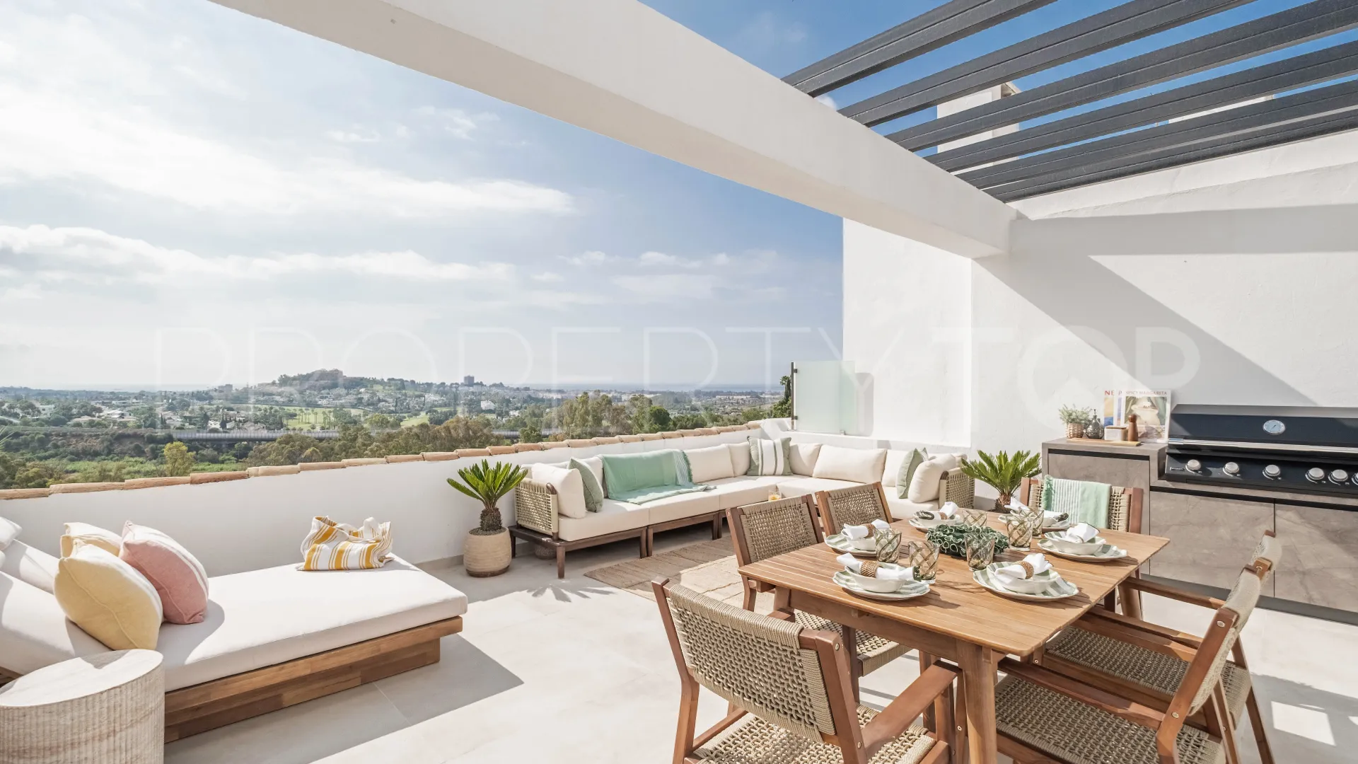 For sale La Quinta 3 bedrooms town house