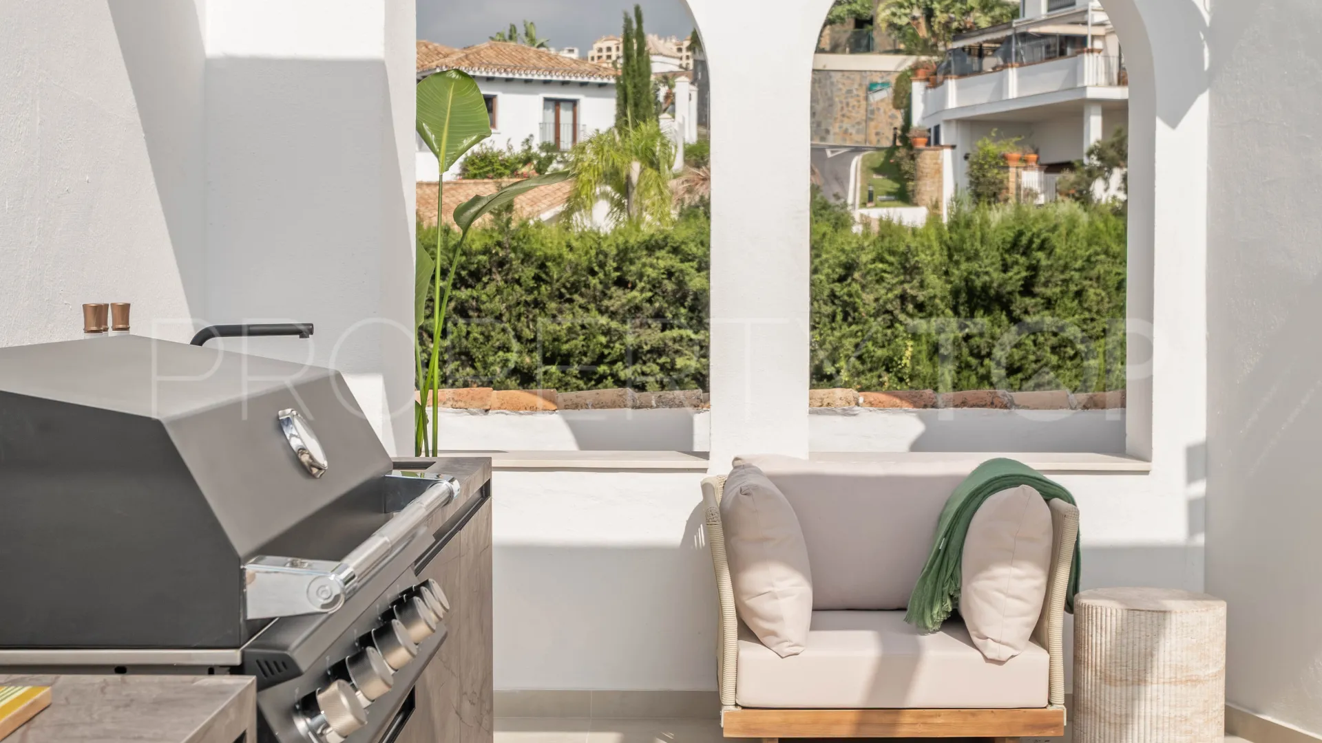 For sale La Quinta 3 bedrooms town house