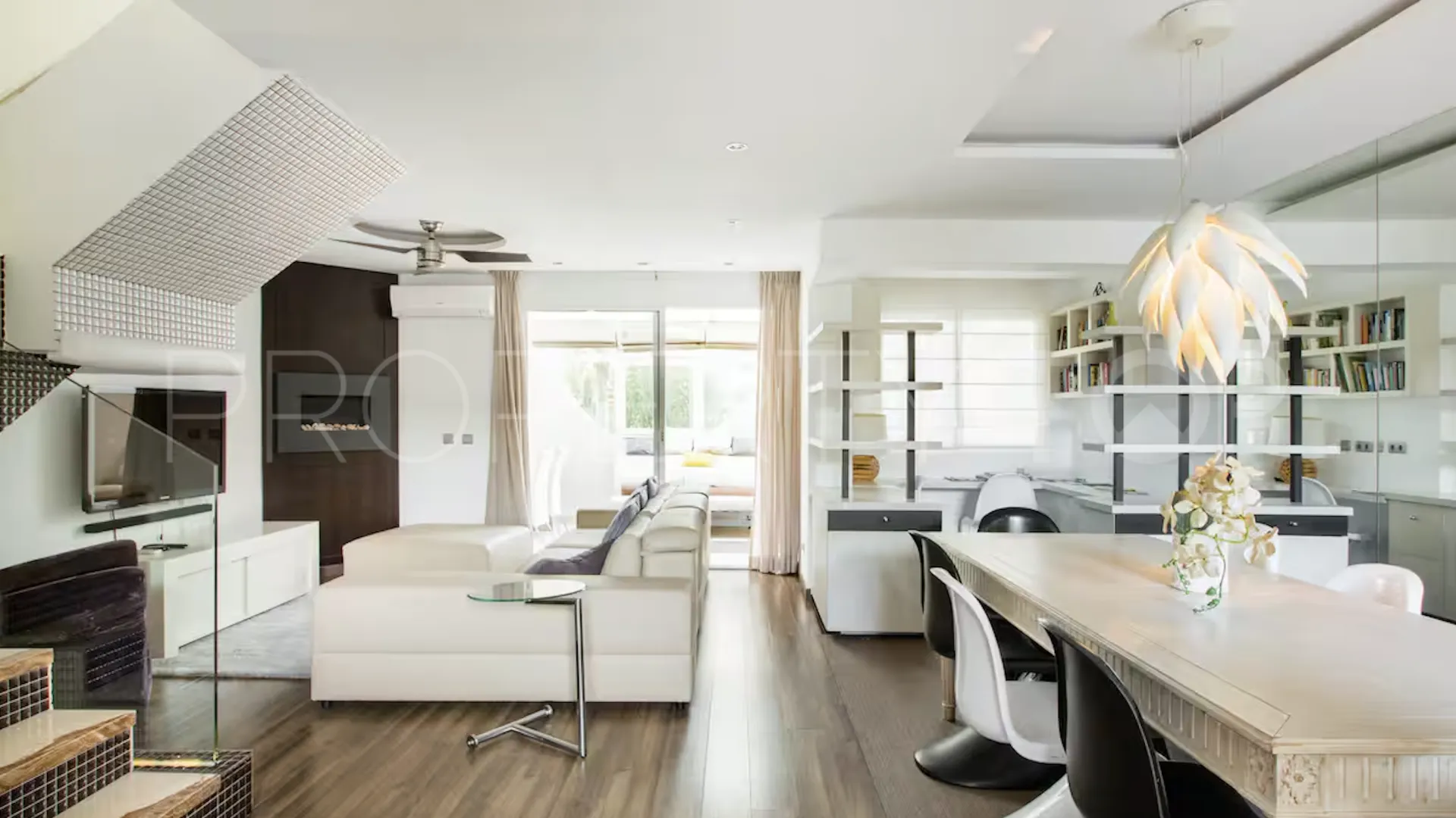 For sale Altos del Rodeo town house with 5 bedrooms