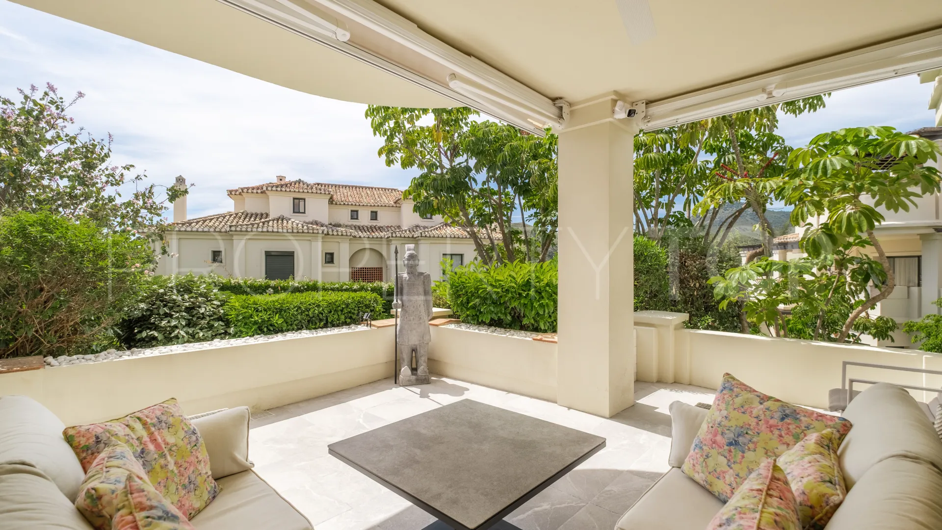 Ground floor apartment for sale in Capanes Sur with 2 bedrooms