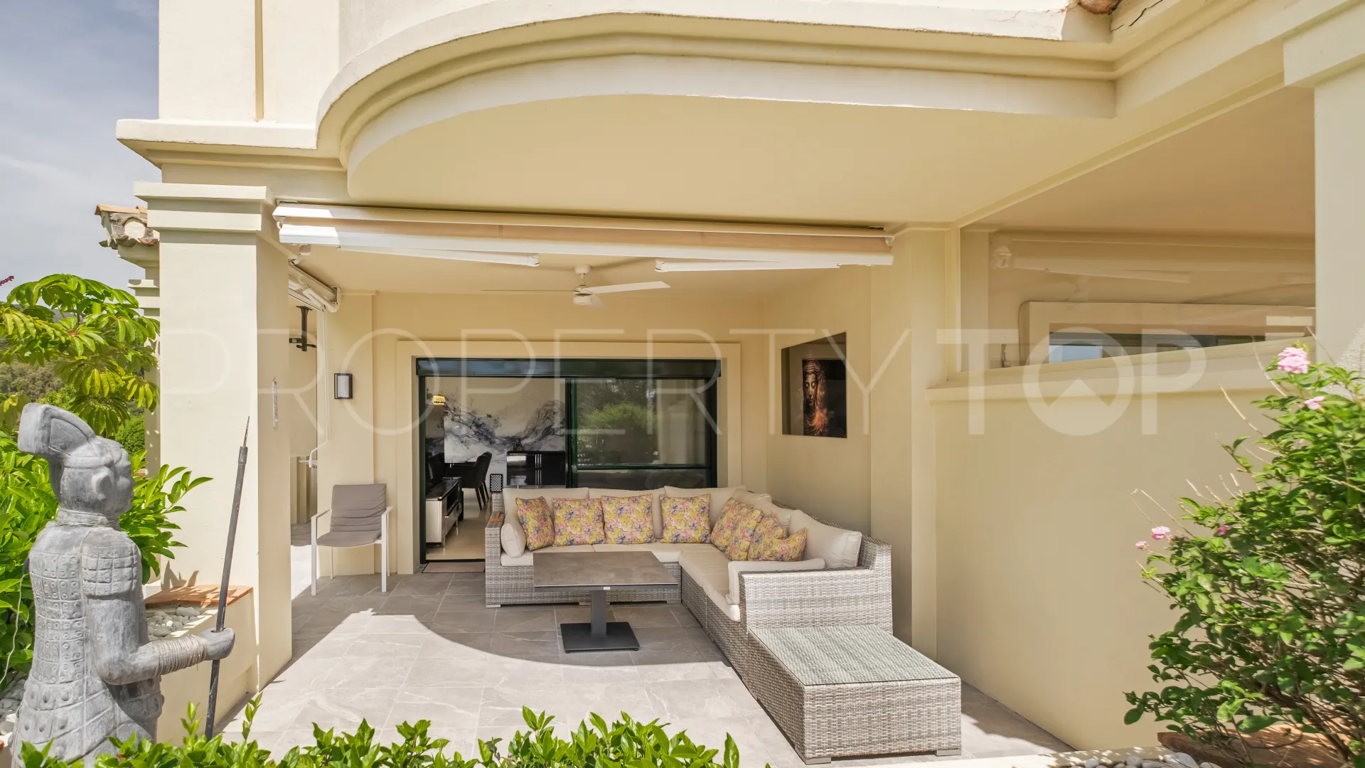 Ground floor apartment for sale in Capanes Sur with 2 bedrooms