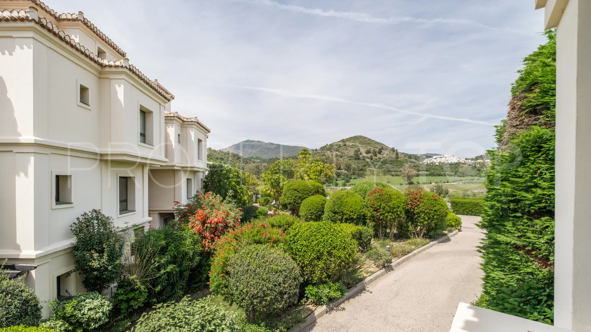 Ground floor apartment for sale in Capanes Sur with 2 bedrooms