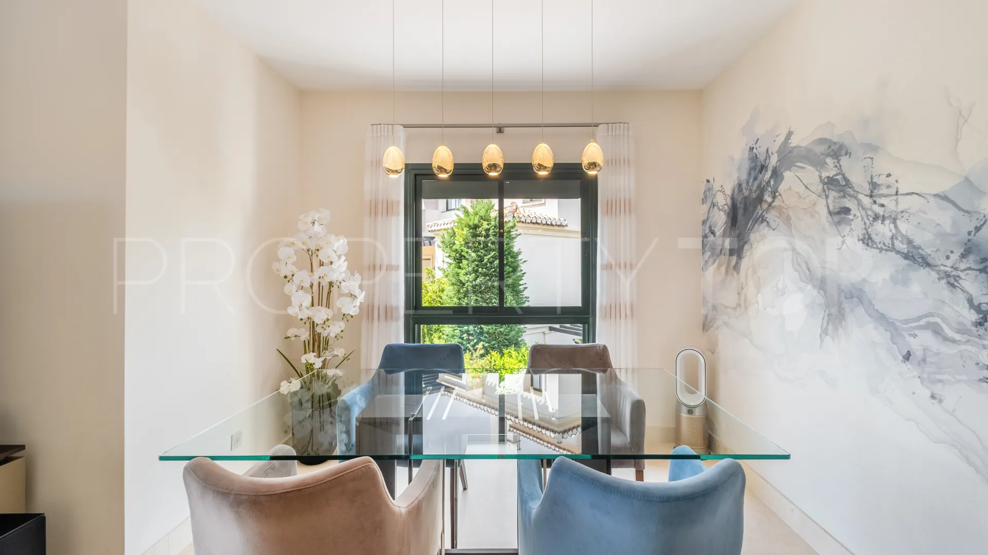 Ground floor apartment for sale in Capanes Sur with 2 bedrooms