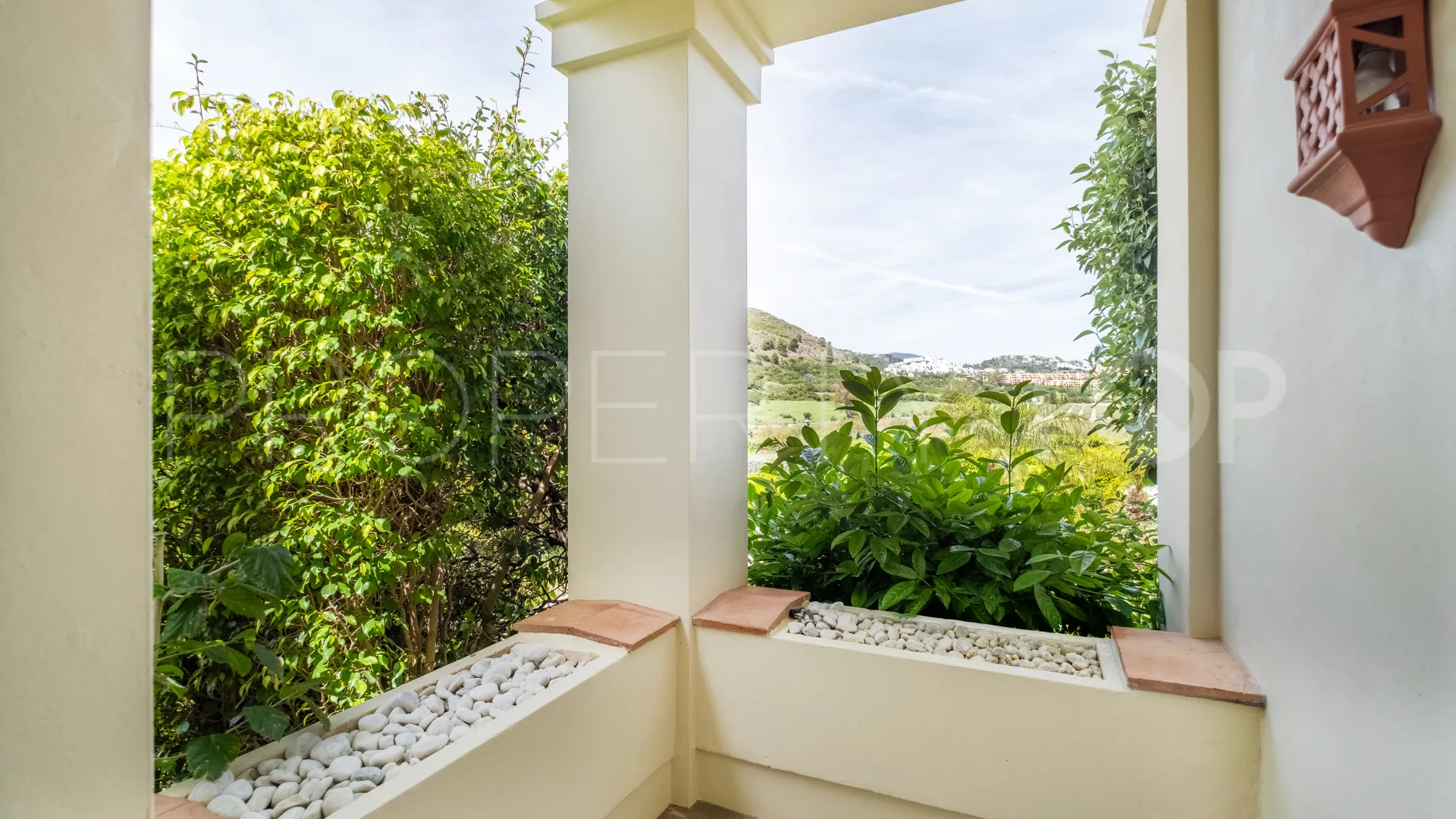 Ground floor apartment for sale in Capanes Sur with 2 bedrooms
