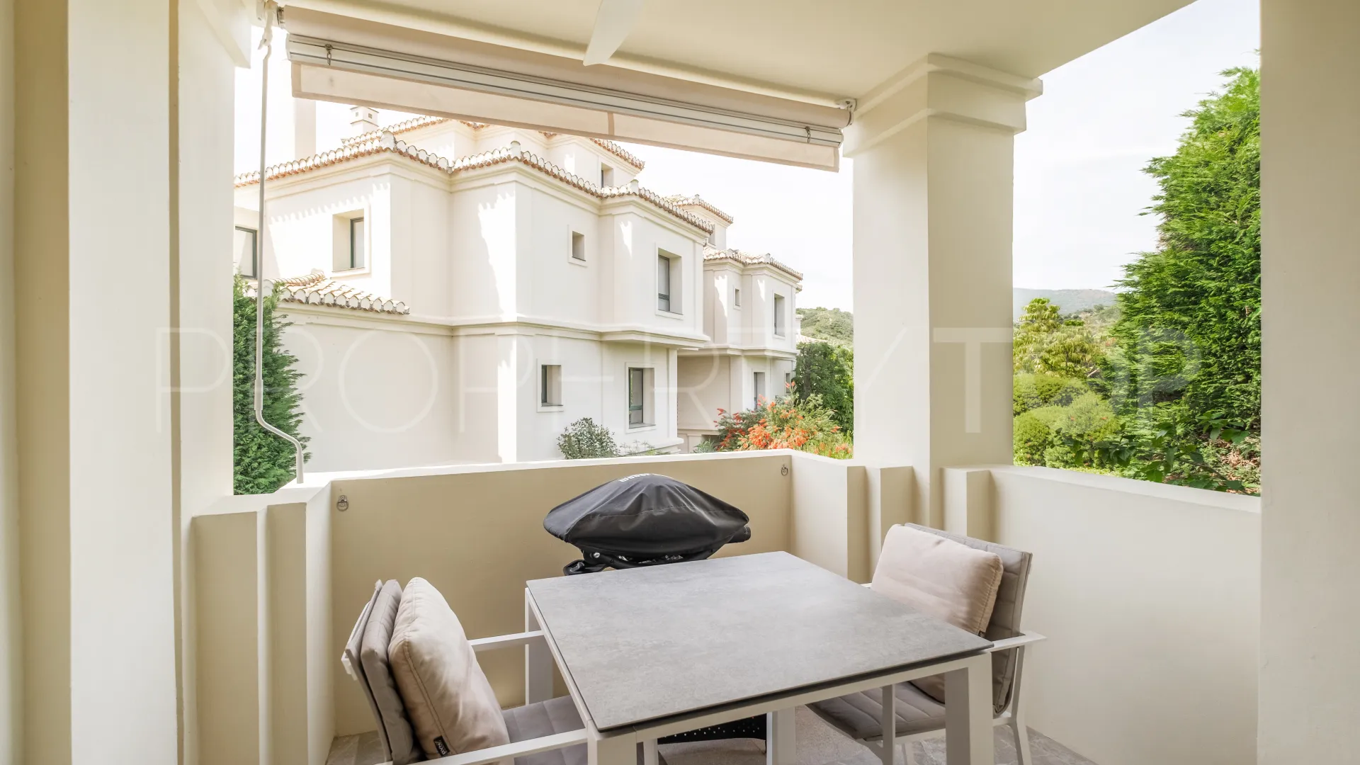 Ground floor apartment for sale in Capanes Sur with 2 bedrooms