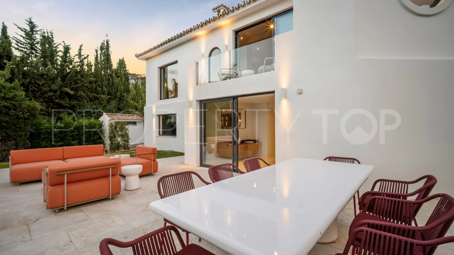 Villa de 4 dormitorios en venta en Las Brisas