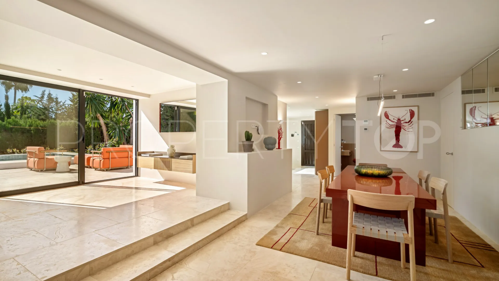 Villa de 4 dormitorios en venta en Las Brisas