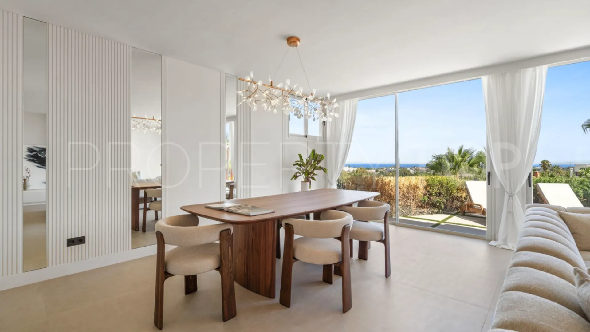 Se vende apartamento de 3 dormitorios en Nueva Andalucia