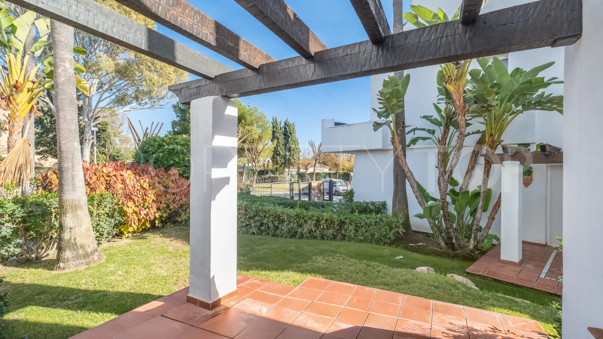 Town house for sale in Costalita with 3 bedrooms
