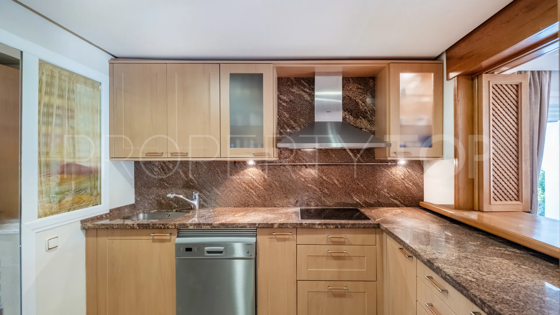 Town house for sale in Costalita with 3 bedrooms