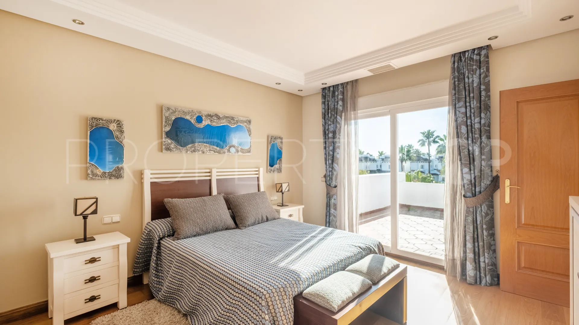 Town house for sale in Costalita with 3 bedrooms