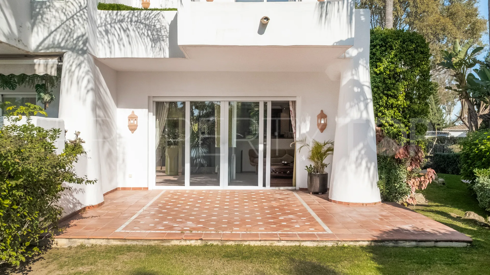 Town house for sale in Costalita with 3 bedrooms