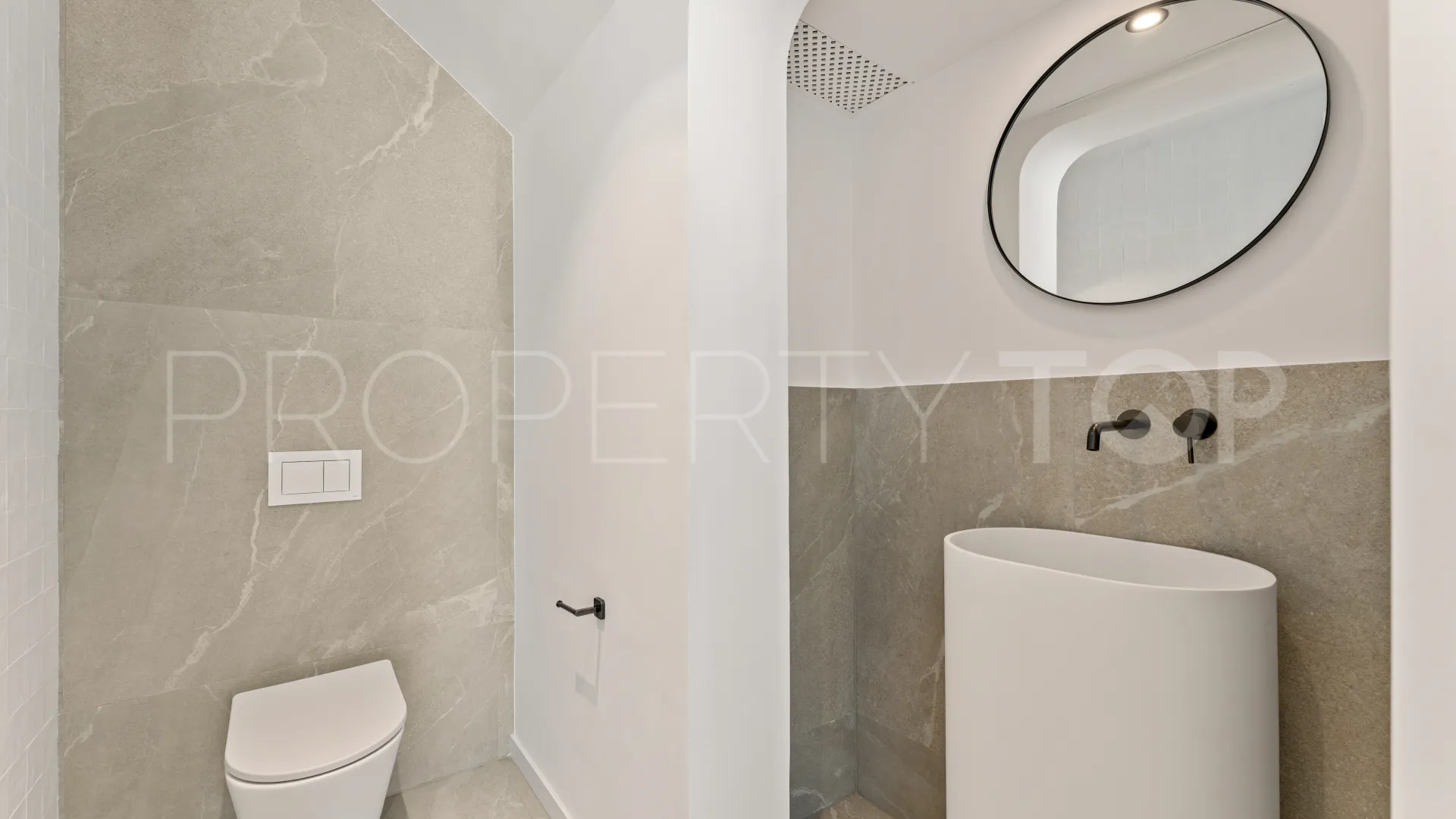Las Colinas de Marbella, duplex a la venta